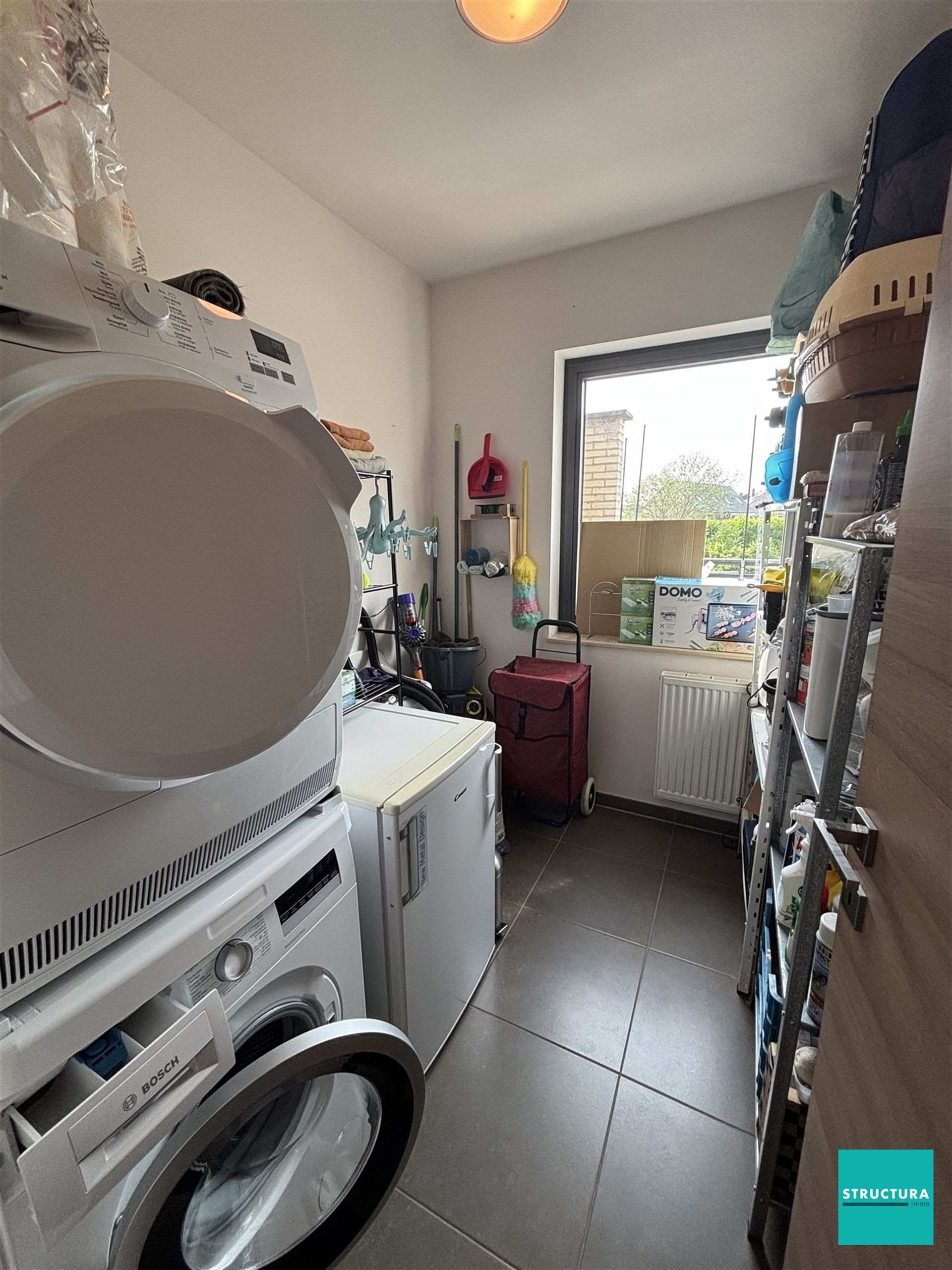 Appartement met twee slaapkamers en terras foto 13