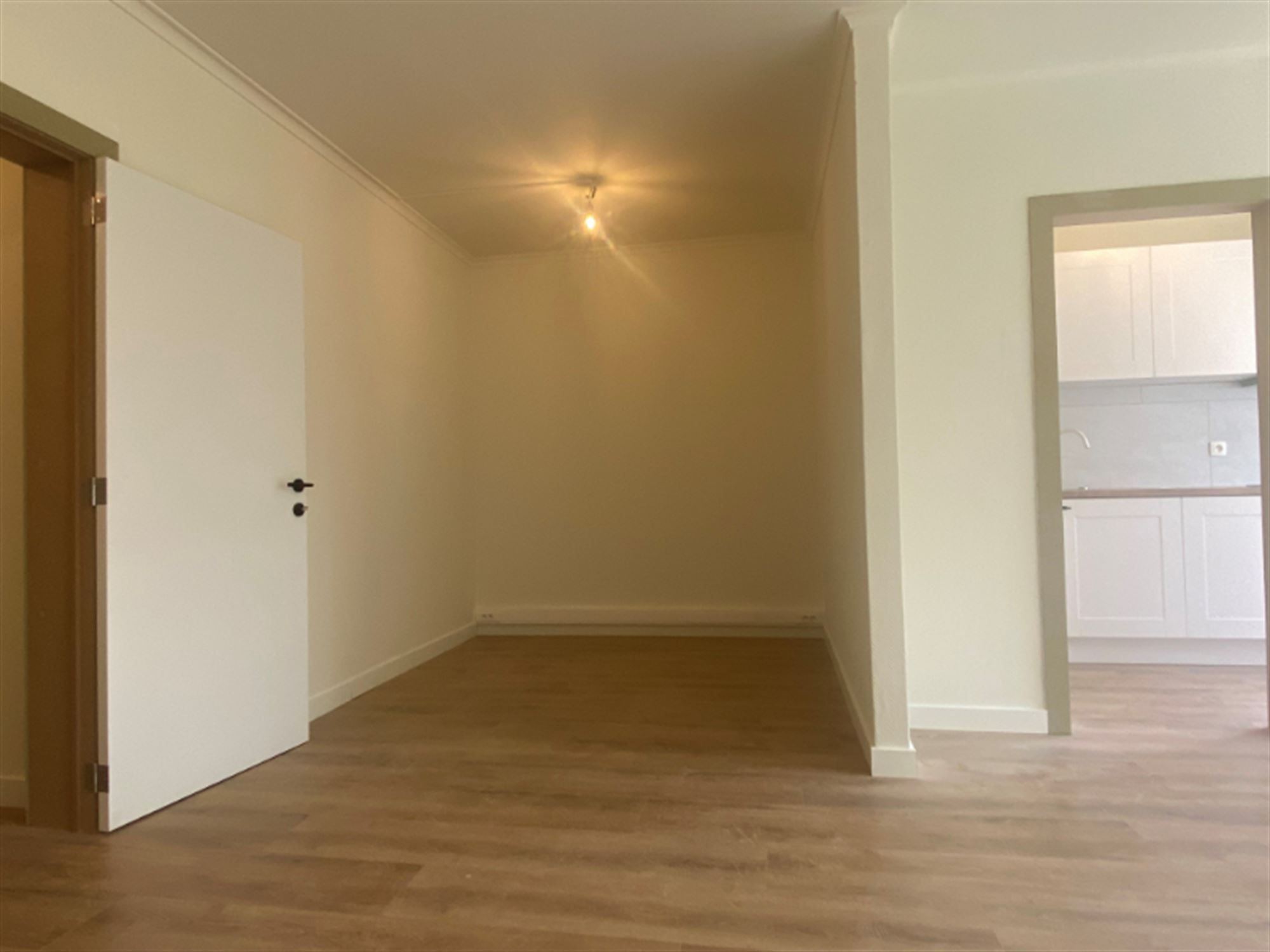 Mooie vernieuwde studio foto 3