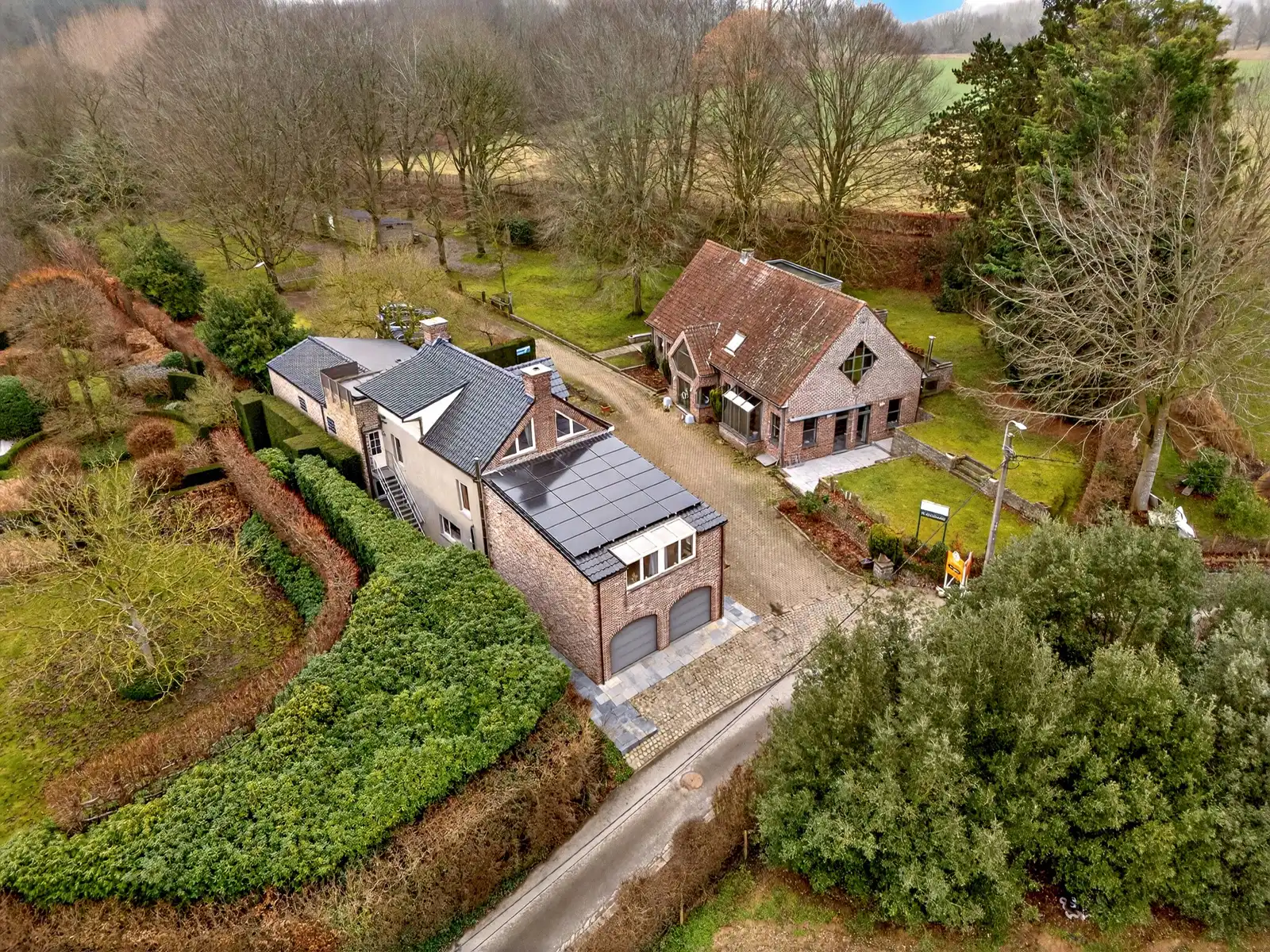 B&B met restaurant en private woonst in het groen foto 4