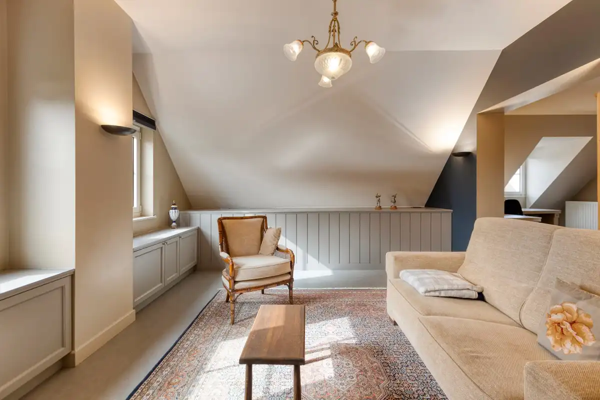 Ruime villa met prachtig aangelegde tuin in een rustige omgeving foto 20