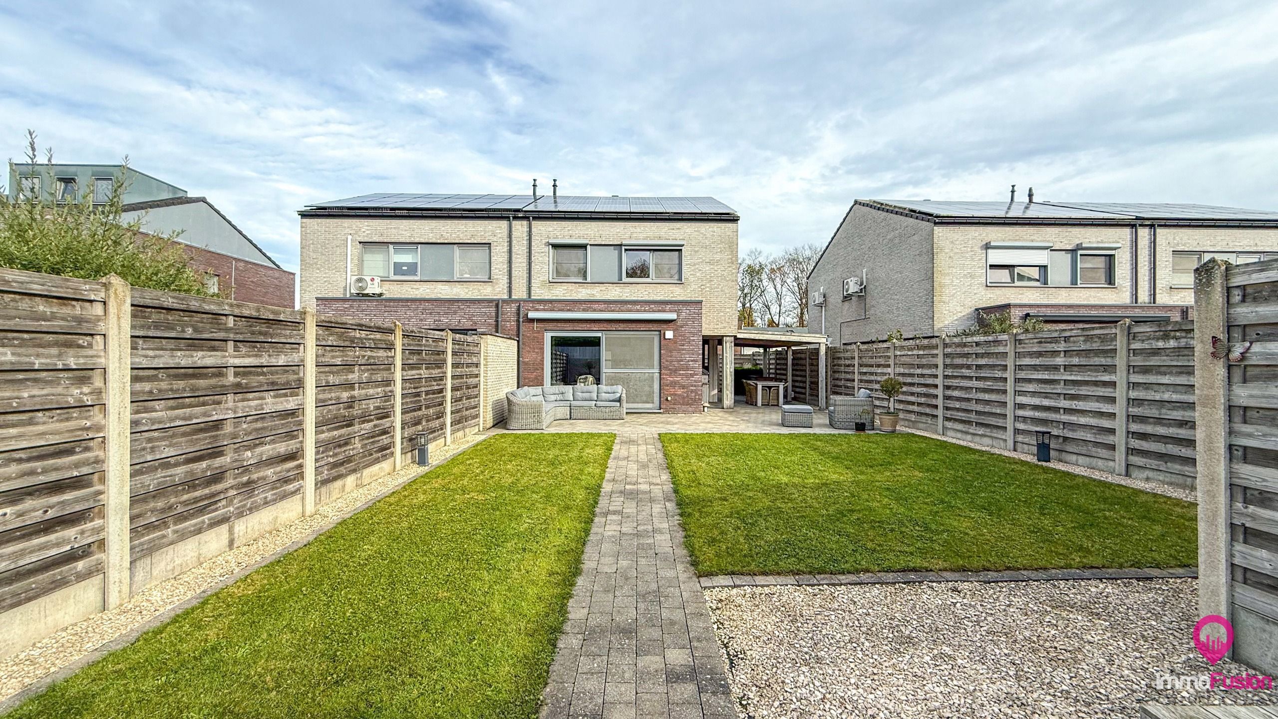 Instapklare gezinswoning met 3 slpks en zonnige tuin! foto 32