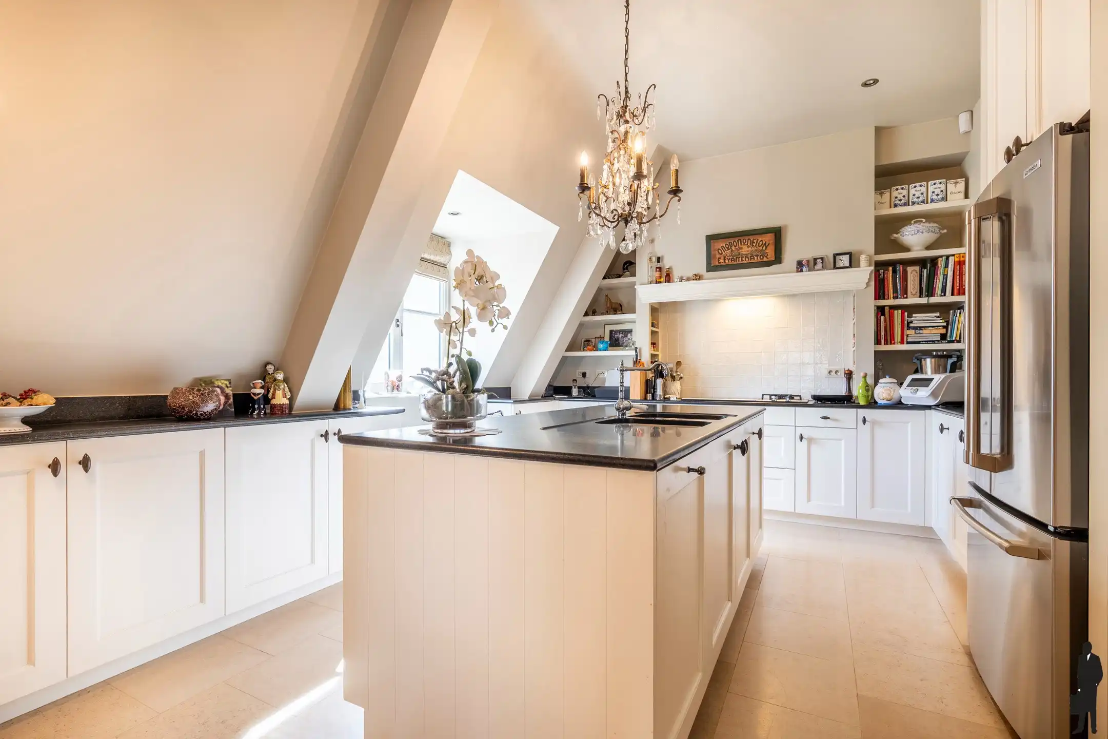 Penthouse op centrale locatie en terras met veel privacy foto 13