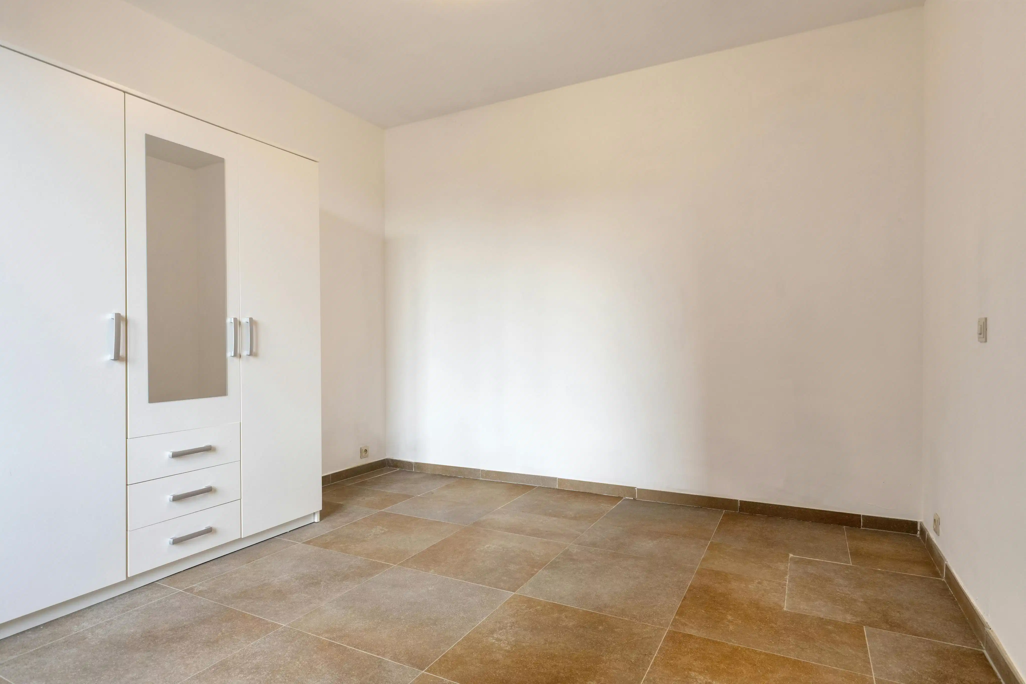 Twee slaapkamer appartement met Scheldezicht te koop in Antwerpen foto 13
