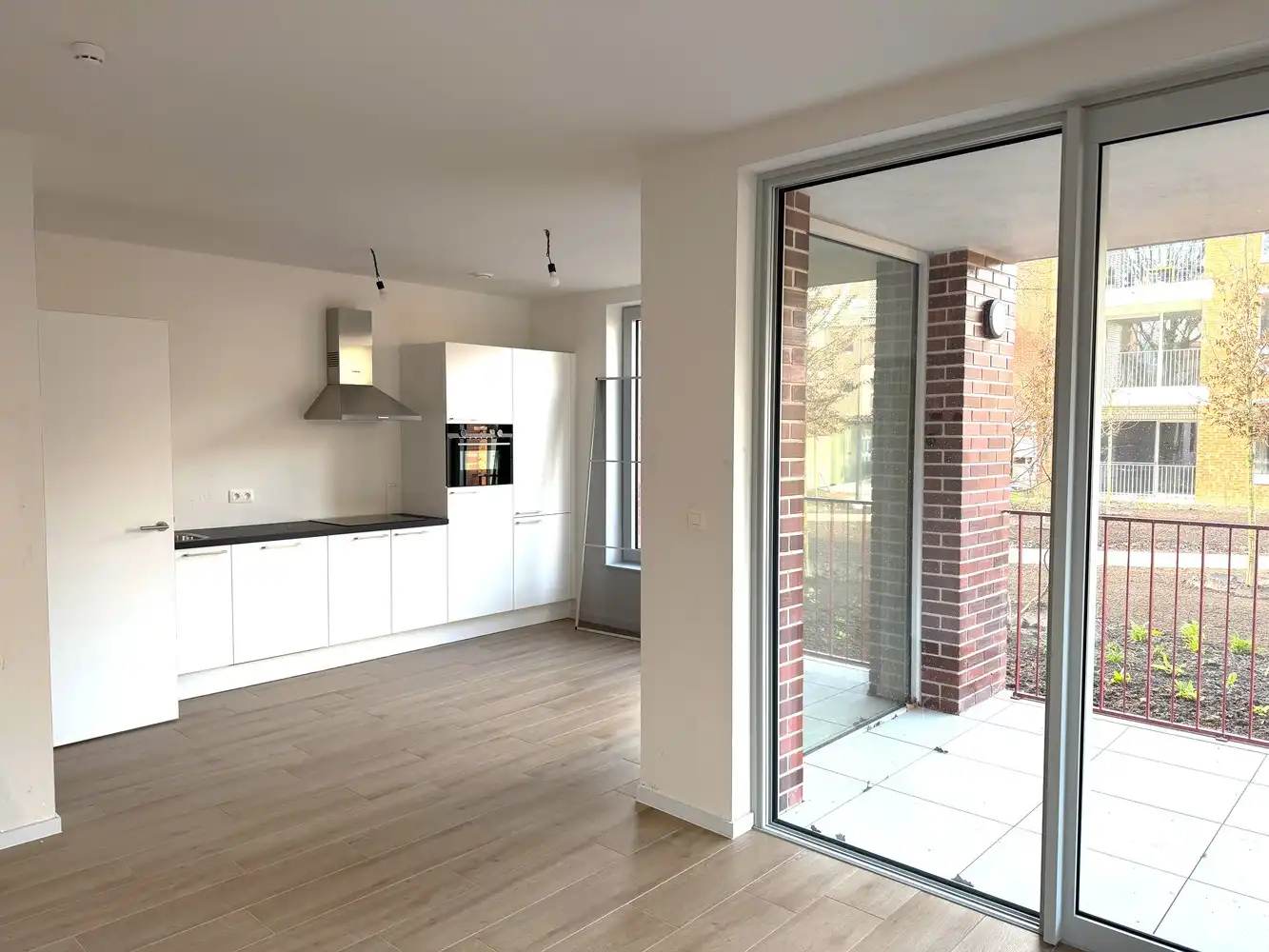 Prachtig gelijkvloers appartement met een gezellig terras en tuin in Lier! foto 2