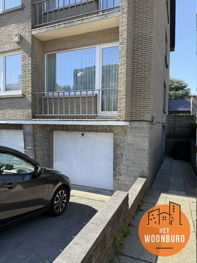 Appartement 2e Verd. met kelder en garage foto 17