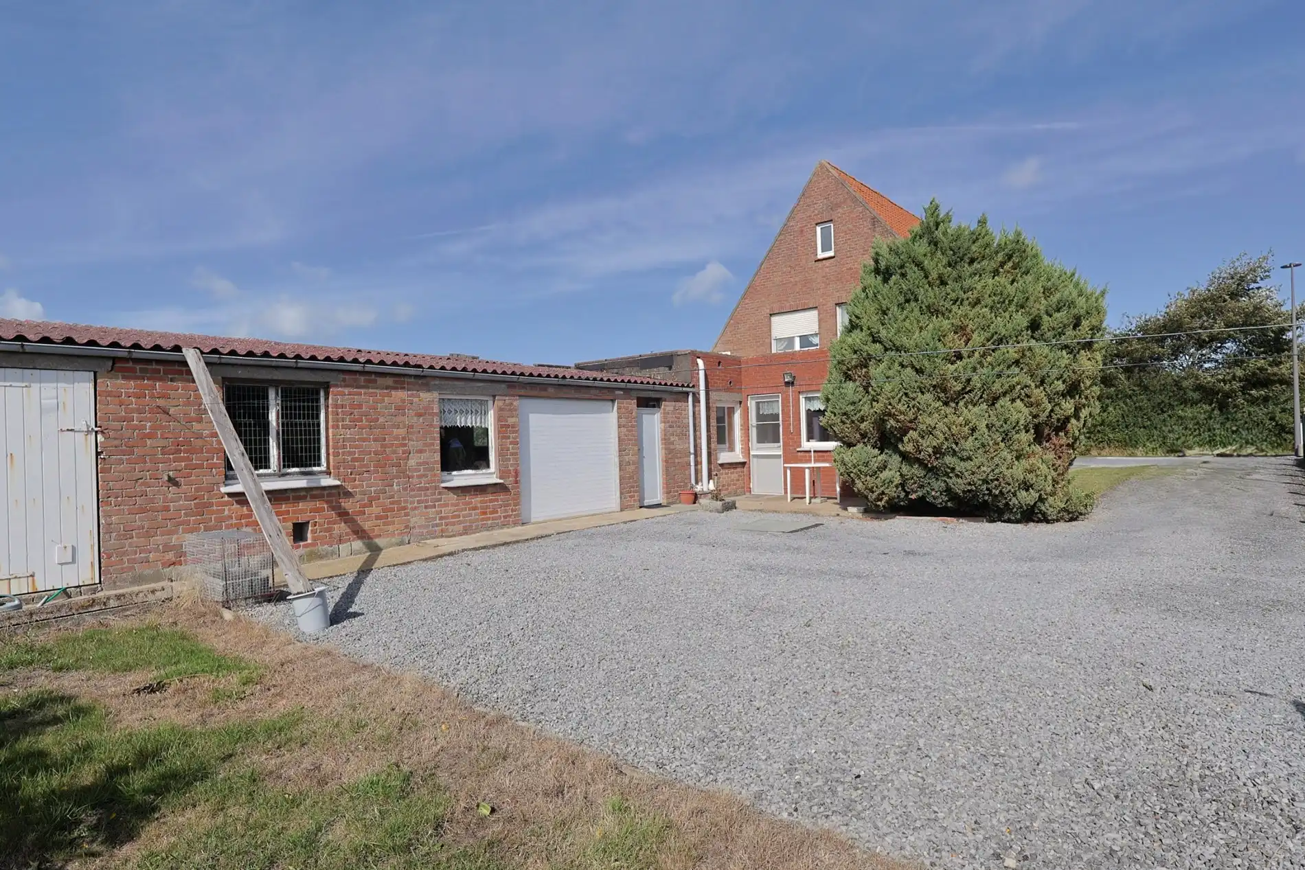 Exclusief pand te koop tussen de golfterreinen van Oostduinkerke! foto 14