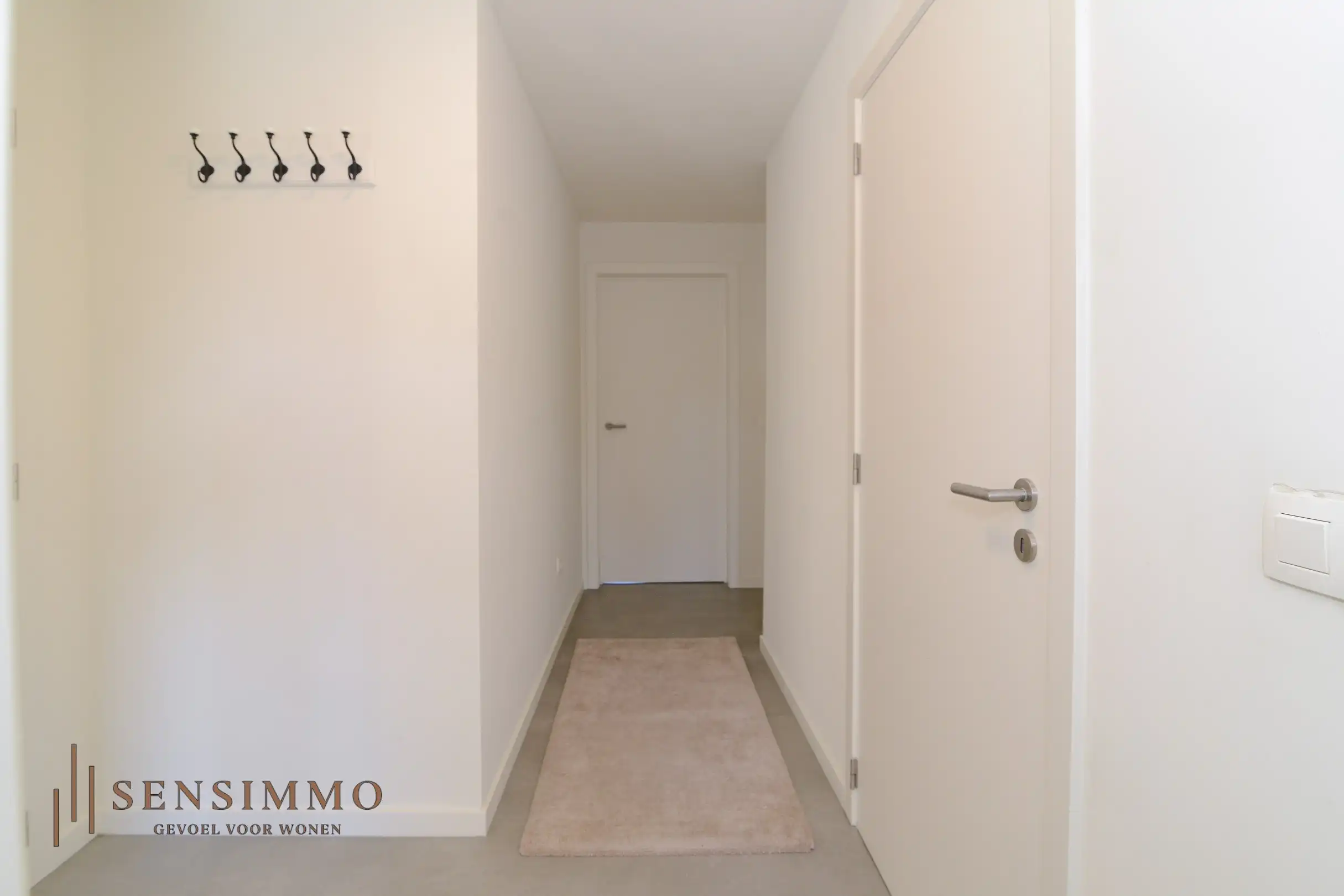 Prachtig gerenoveerd twee­slaapkamerappartement in het hart van Pelt centrum foto 3