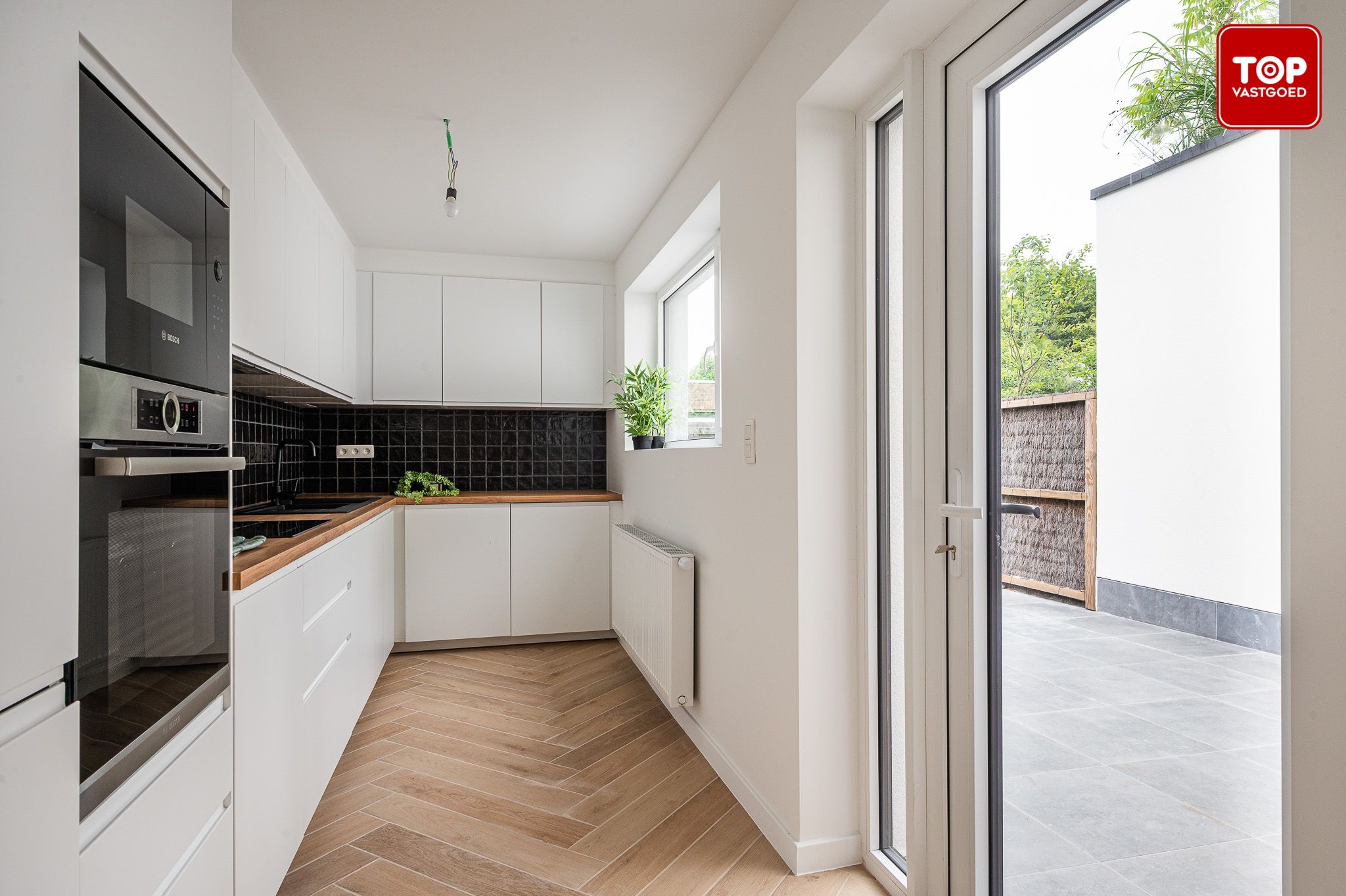 Volledig gerenoveerde woning met 4 slaapkamers nabij Gentbrugse Meersen foto 11