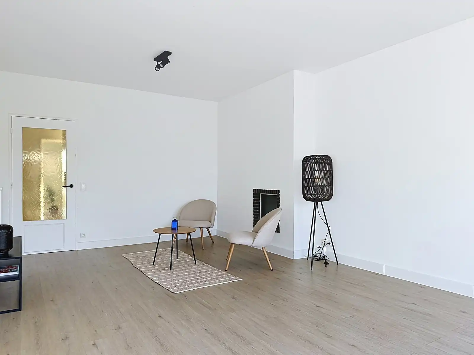 Instapklaar appartement met 3 kamers op een toplocatie! foto 39