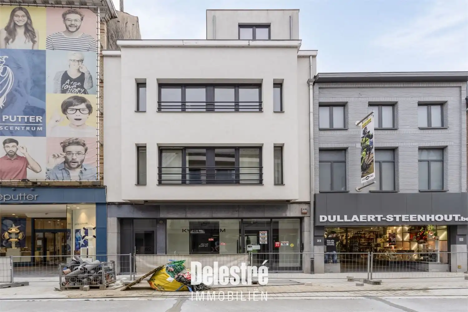 MODERN INSTAPKLAAR COMMERCIEEL GELIJKVLOERS BEVERSTRAAT foto 17