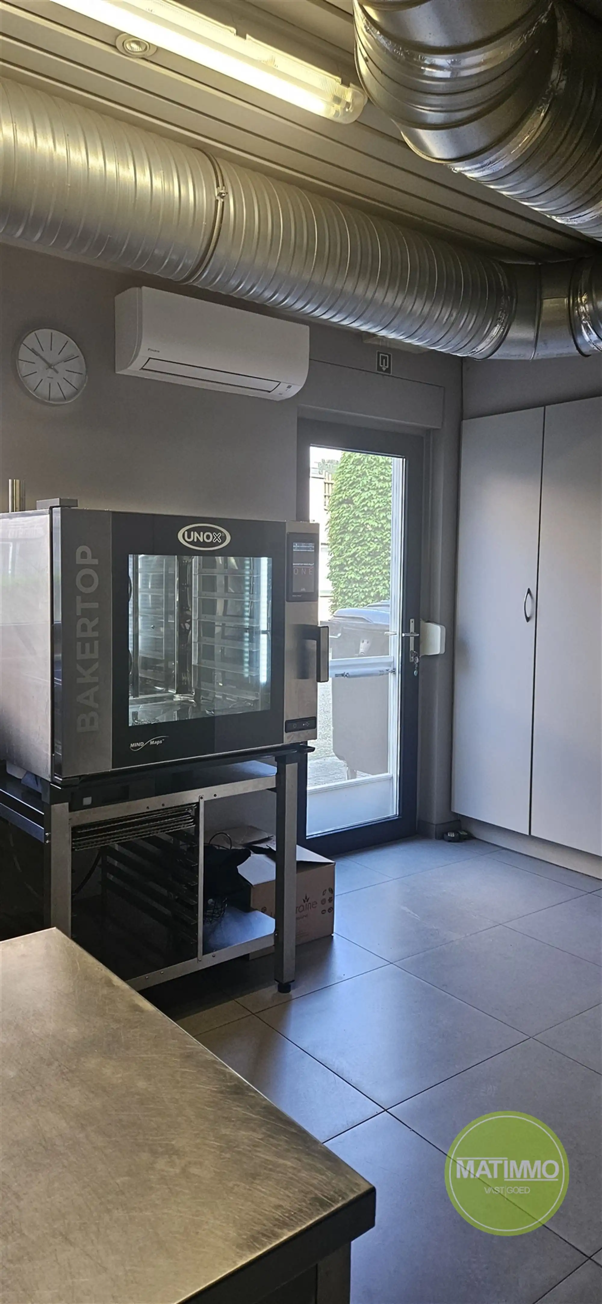 Unieke kans nabij het centrum van Mol - Commerciële Ruimte v foto 7