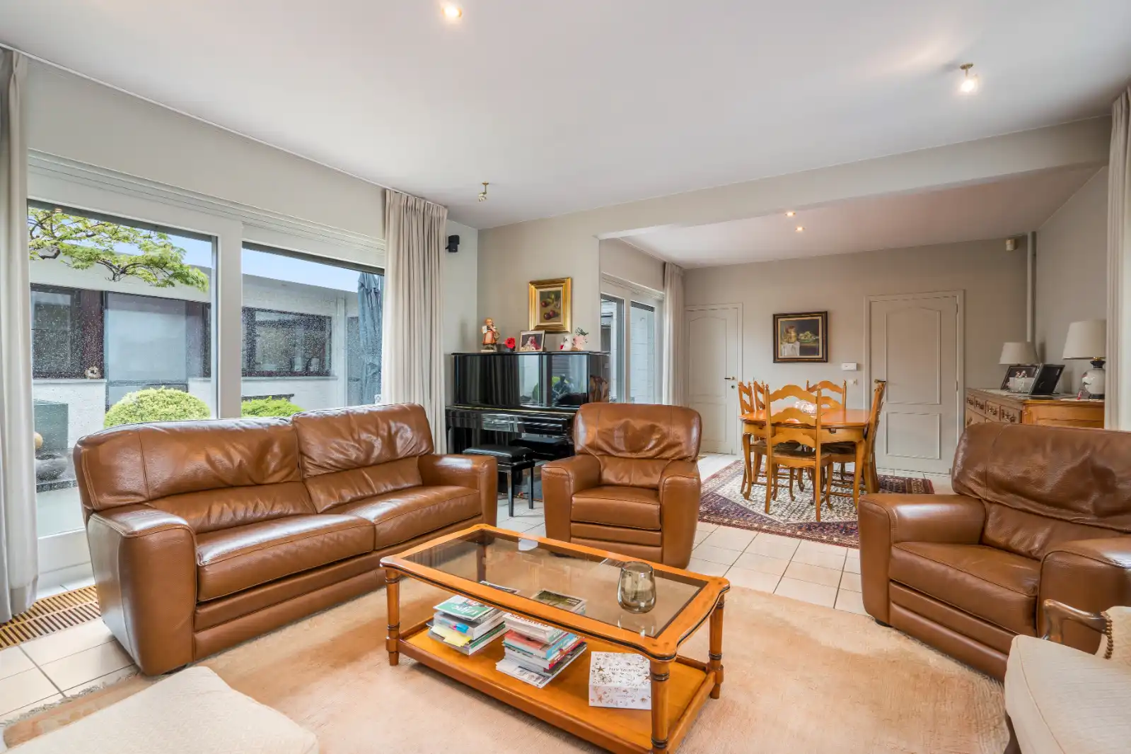 Zeer ruime woning met 4 slaapkamers, opslagruimte, hobbyruimte, ... foto 7