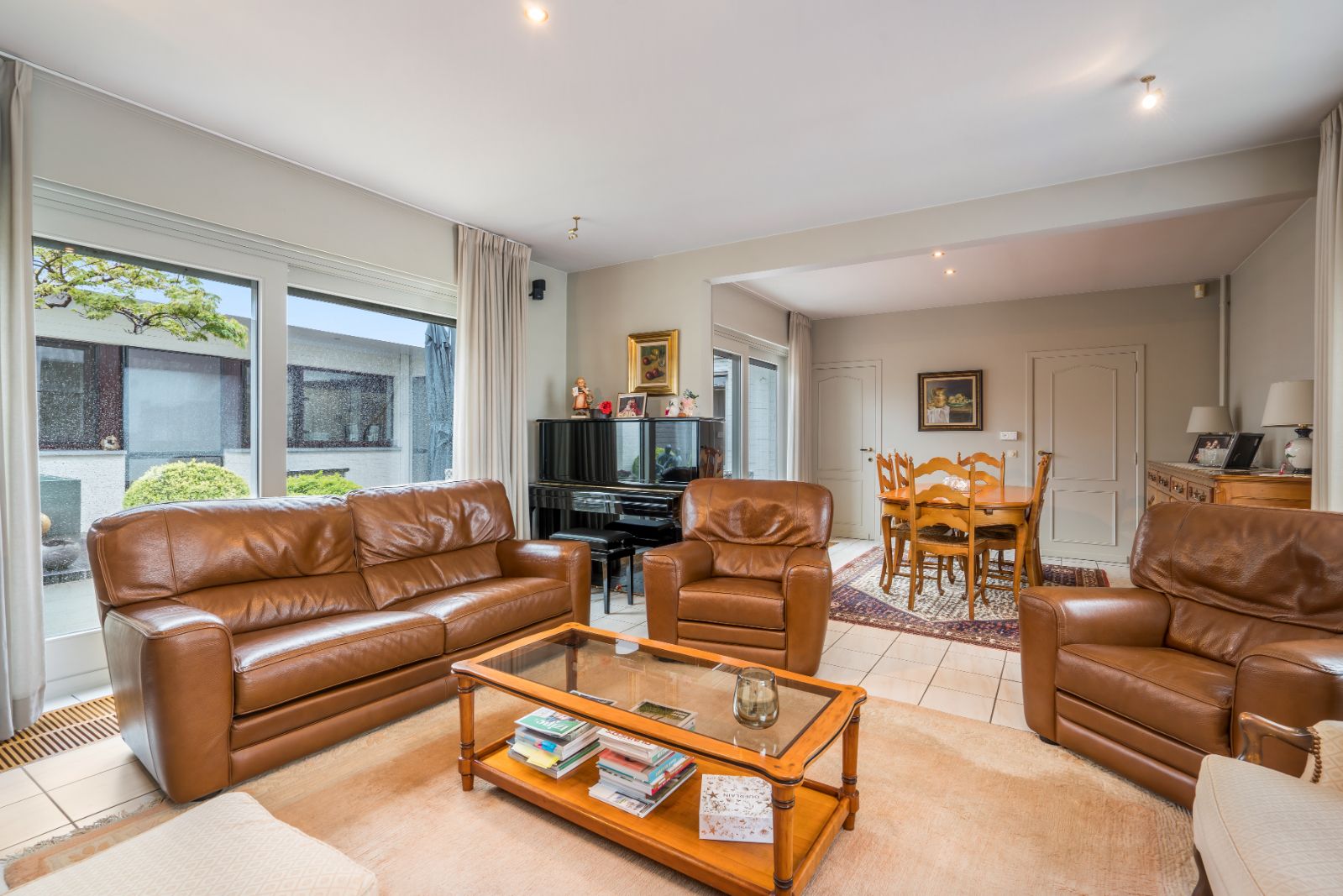 Zeer ruime woning met 4 slaapkamers, opslagruimte, hobbyruimte, ... foto 7