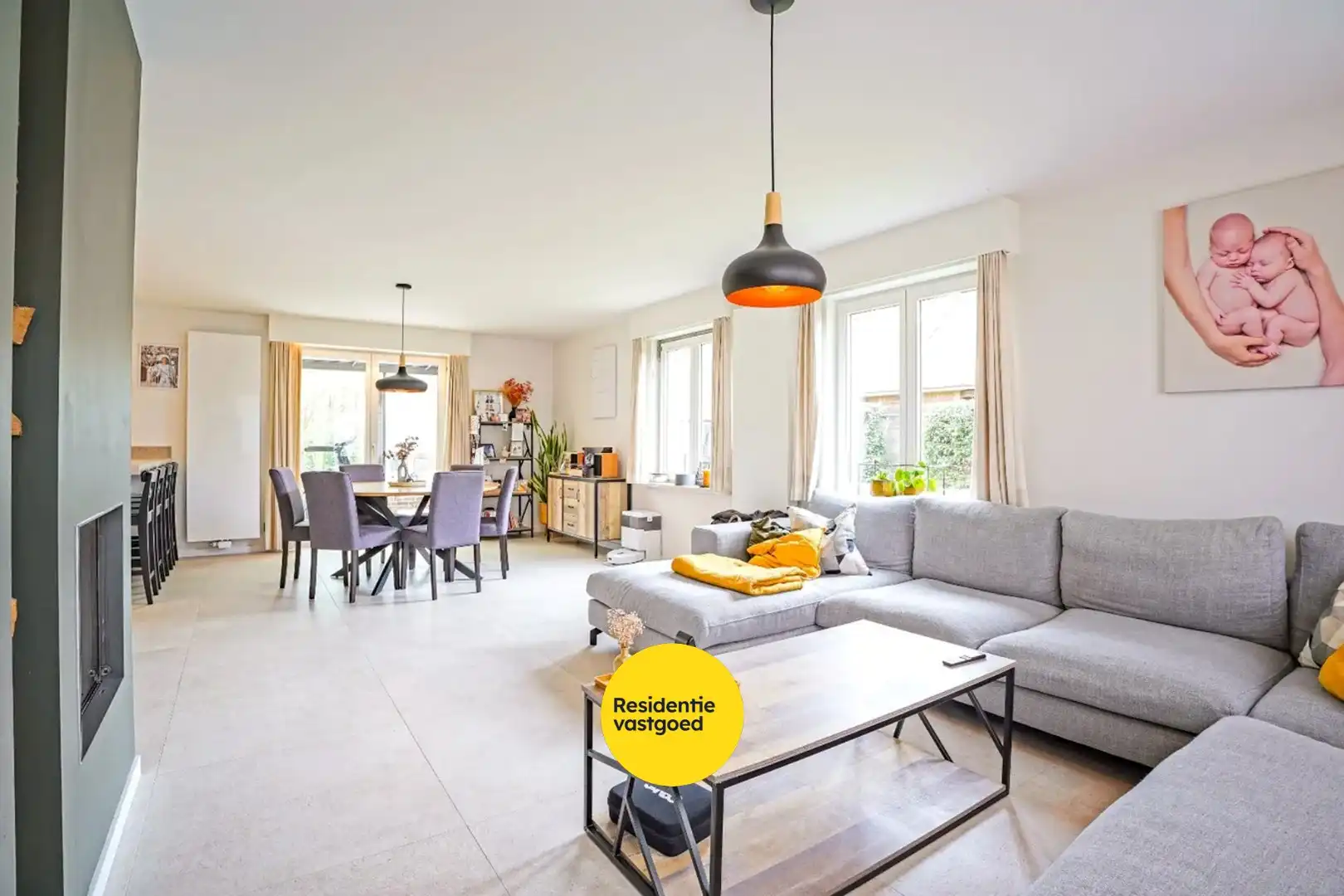 Gerenoveerde alleenstaande woning op 637m² te Veurne! foto 3