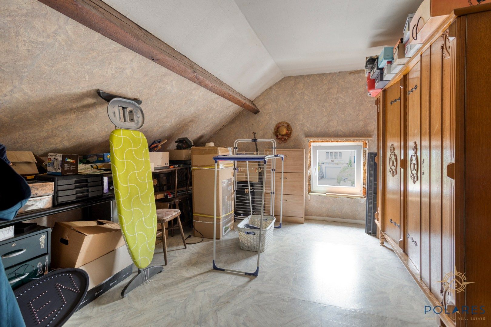 Goed gelegen taverne met woonst en grote parking foto 35