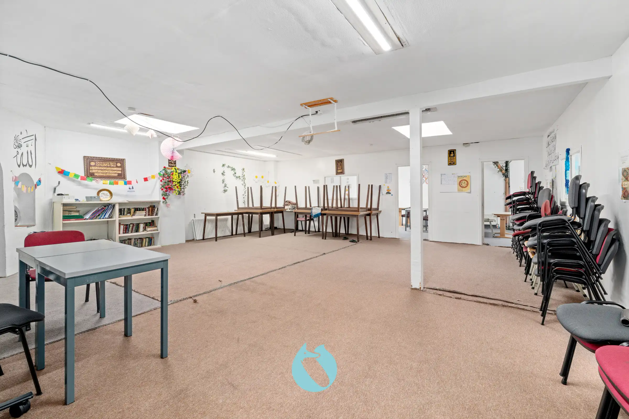 Statig gebouw bestaande uit meerdere units nabij het centrum foto 7