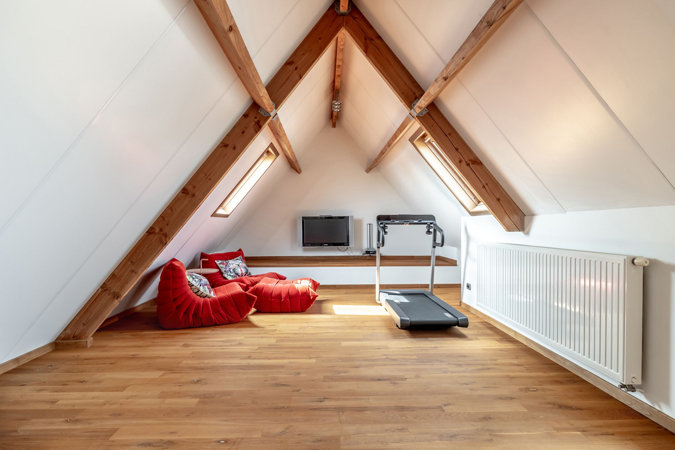 Ruim duplex-penthouse met 4 slpk, 2 (dak) terrassen en vrij uitzicht te Hoogstraten! foto 29
