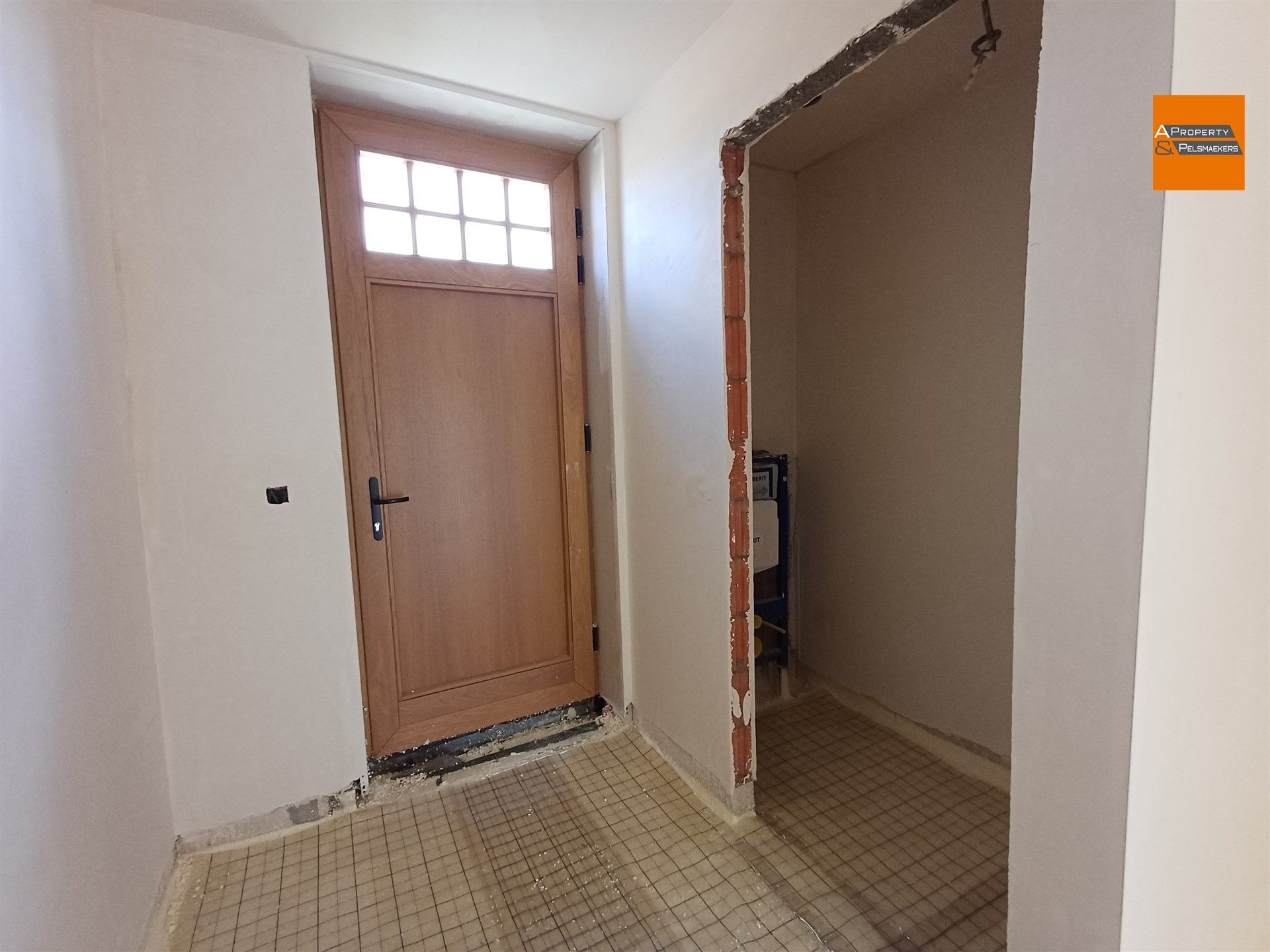 Nieuwbouwwoning met 4 slaapkamers foto 9
