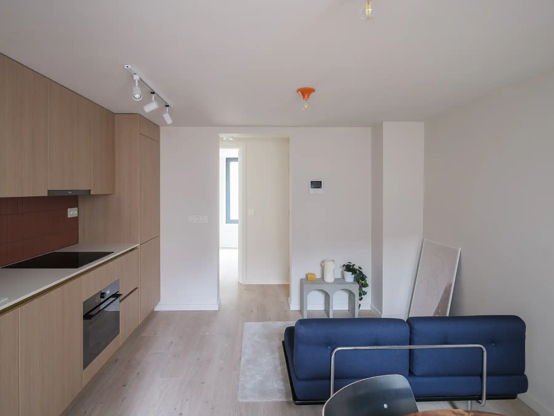 Gerenoveerd energiezuinig tweeslaapkamer appartement met buitenruimte foto 2