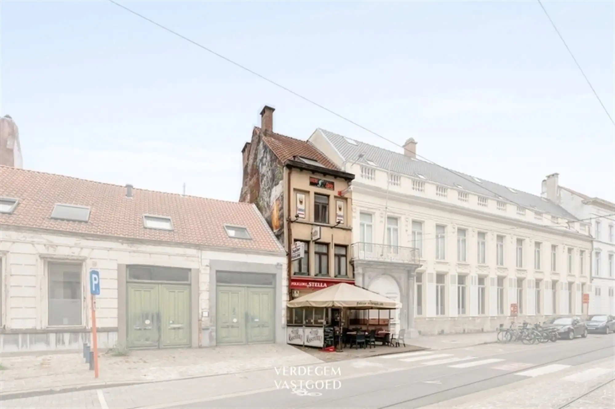 Iconisch café in hartje Gent, vrij van brouwer, met woongedeelte en erkend b&b foto 3