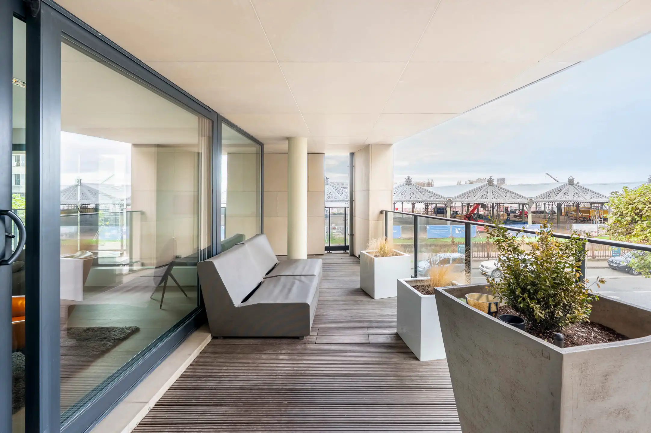 ANTWERPEN - Ruim appartement met uitzicht op de Schelde foto 7