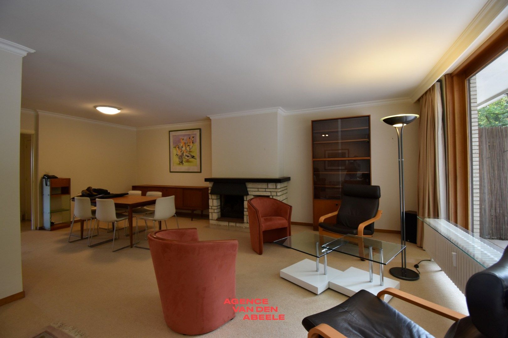 Stijlvol gelijkvloers appartement met royaal terras en boszicht foto 8
