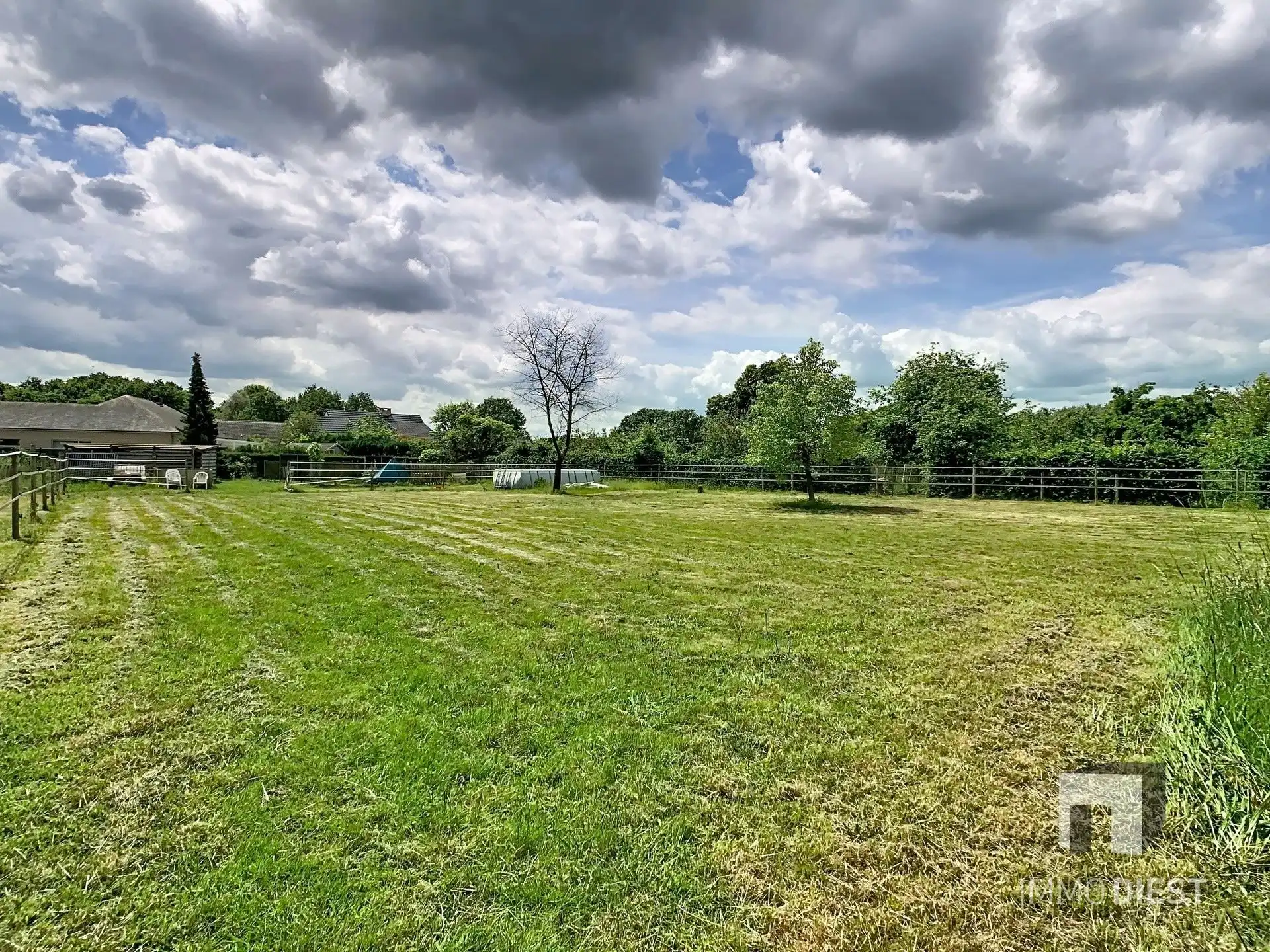 Gelijkvloerse instapklare woning met grote tuin op ca. 39a foto 38