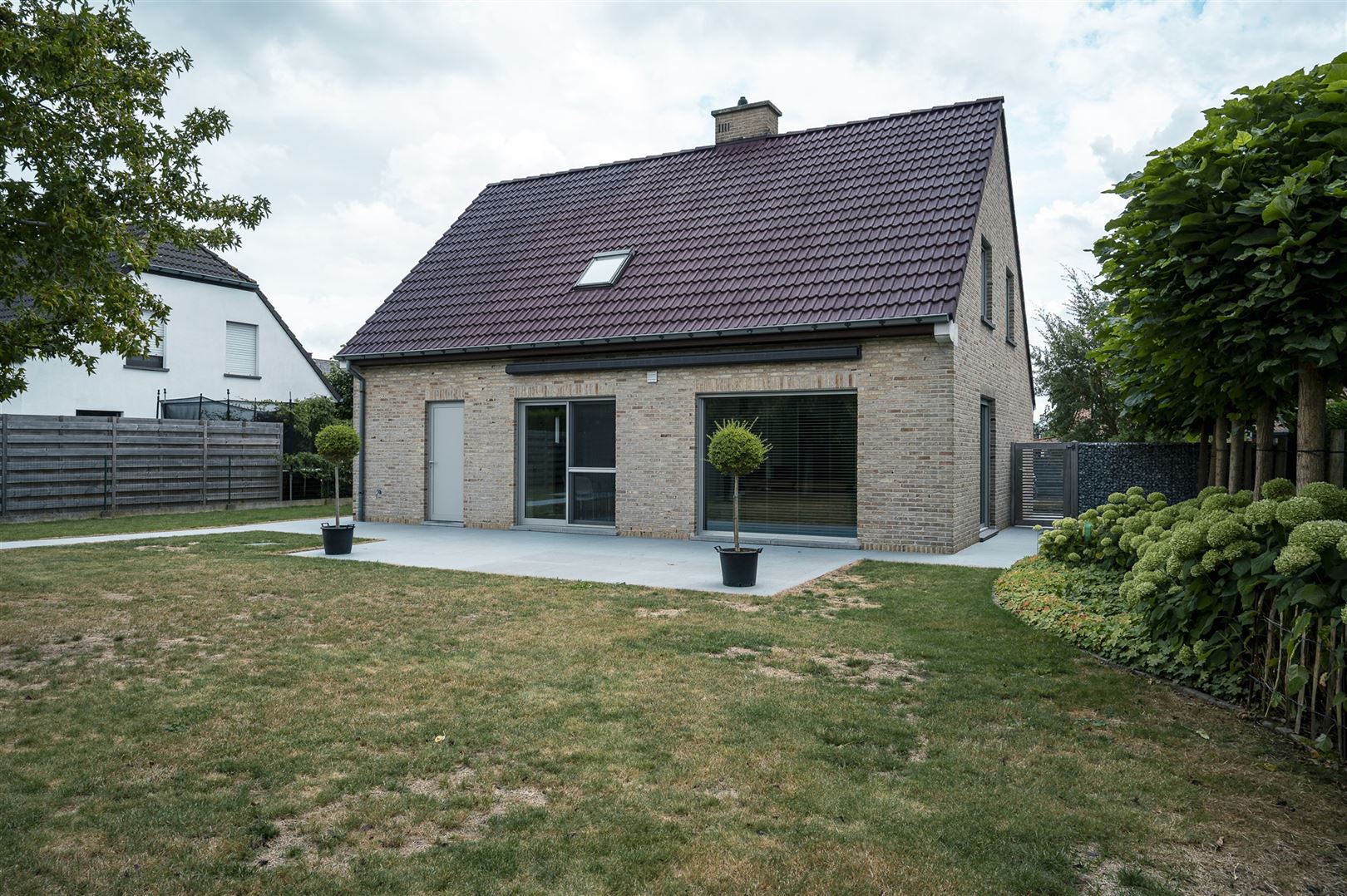 zeer verzorgde woning met 3 slpk foto 32