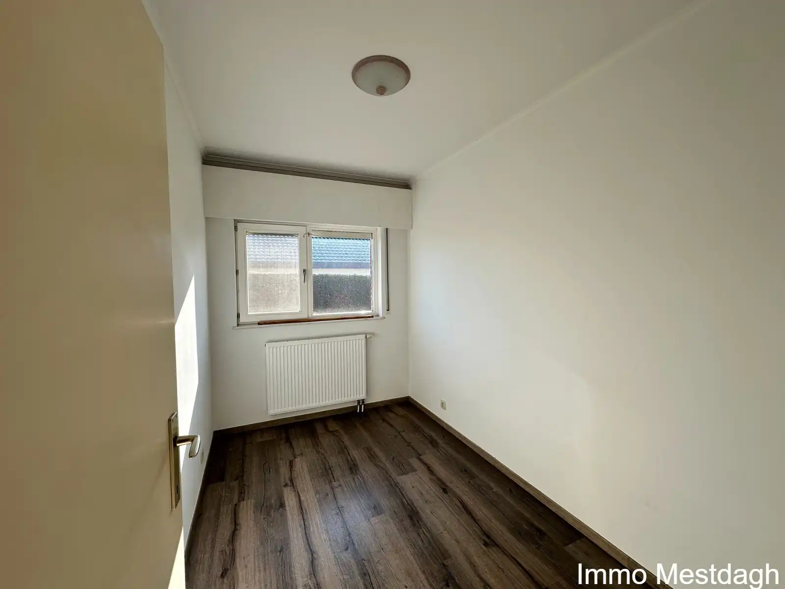 Karaktervolle, instapklare vrijstaande woning in het groene Miskom foto 12