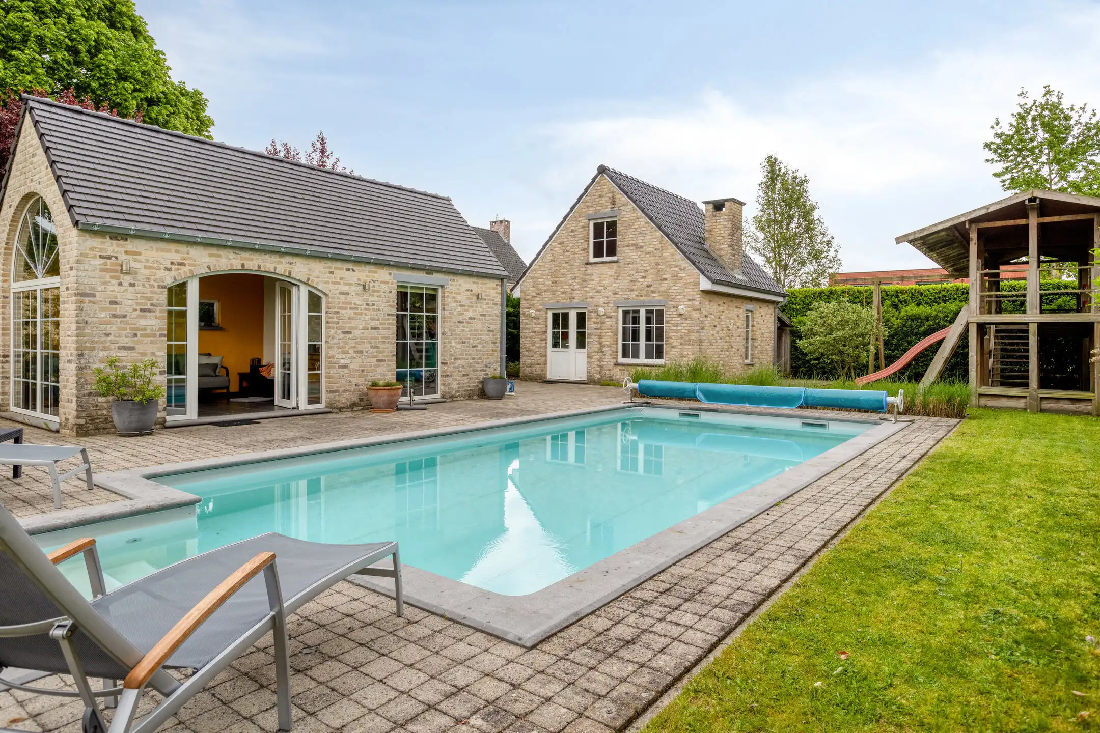 TOP onderhouden villa op uitzonderlijk perceel foto 34