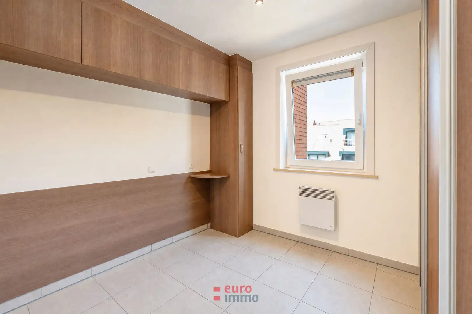 Appartement met 2 slaapkamers te koop op een zéér fel begeerde ligging te Nieuwpoort-bad! foto 11