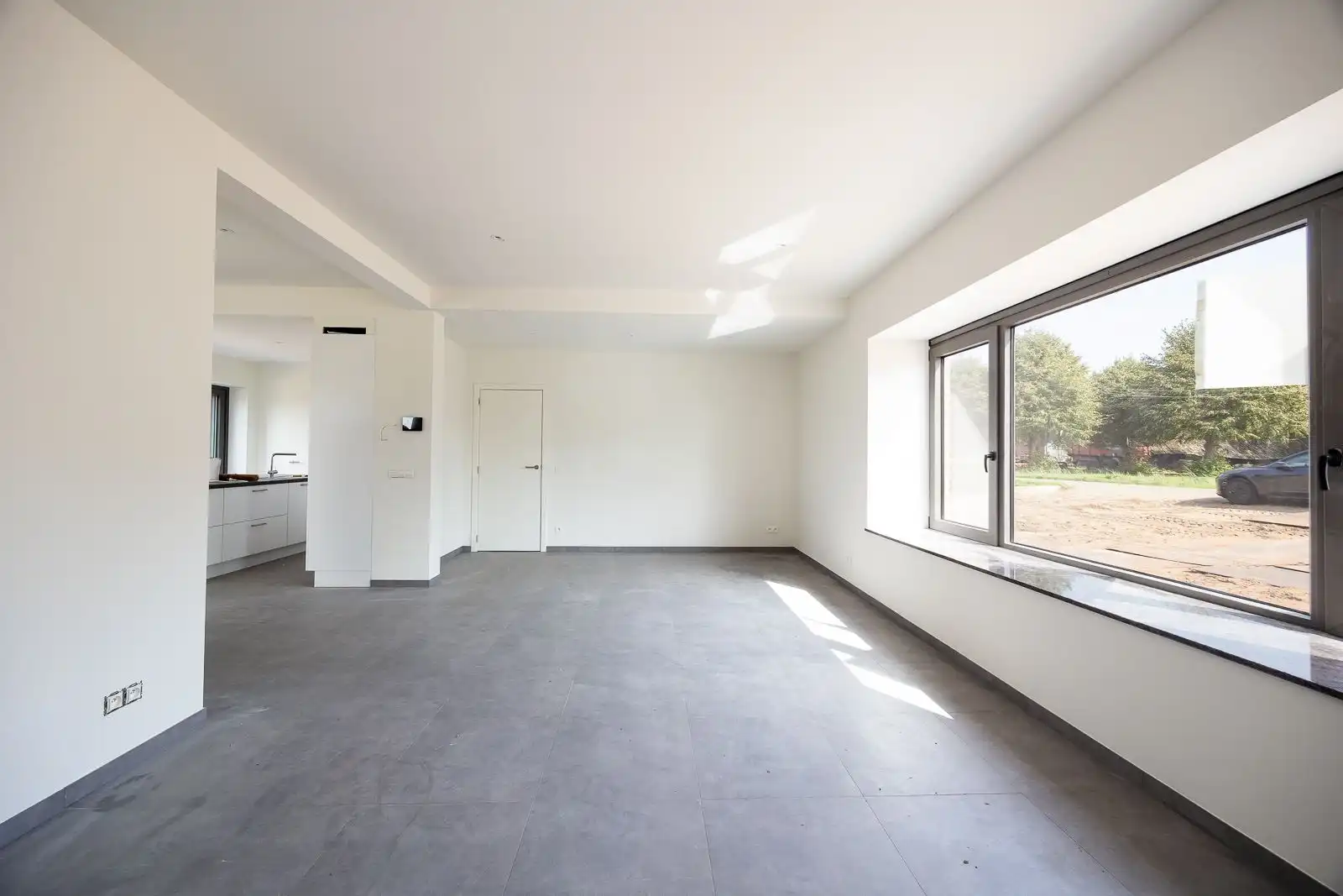 Nieuwe, energiezuinige woning met vrij uitzicht over de velden. foto 3