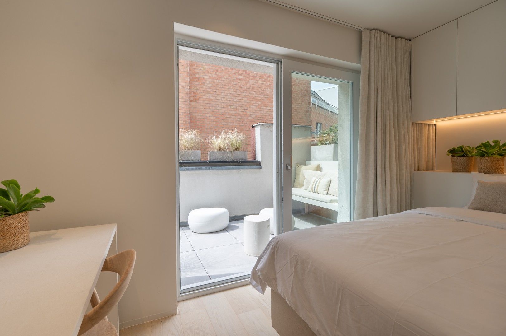 Gerenoveerd hoekappartement met ruime zonneterrassen vlakbij de zee, het Zegemeer en het casino. foto 19