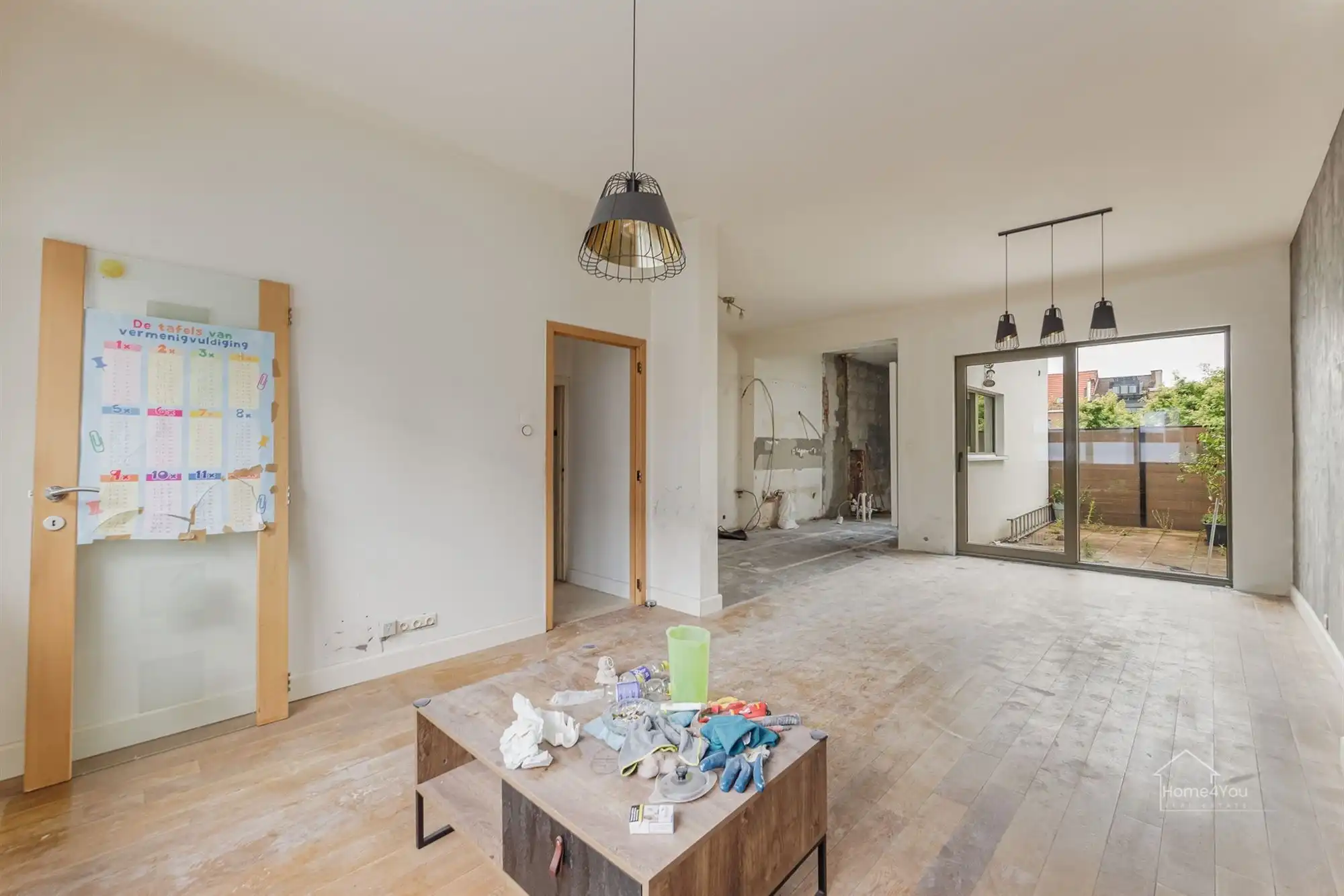 Af te werken woning met tal van mogelijkheden op een uitstekende locatie te Wilrijk foto 3