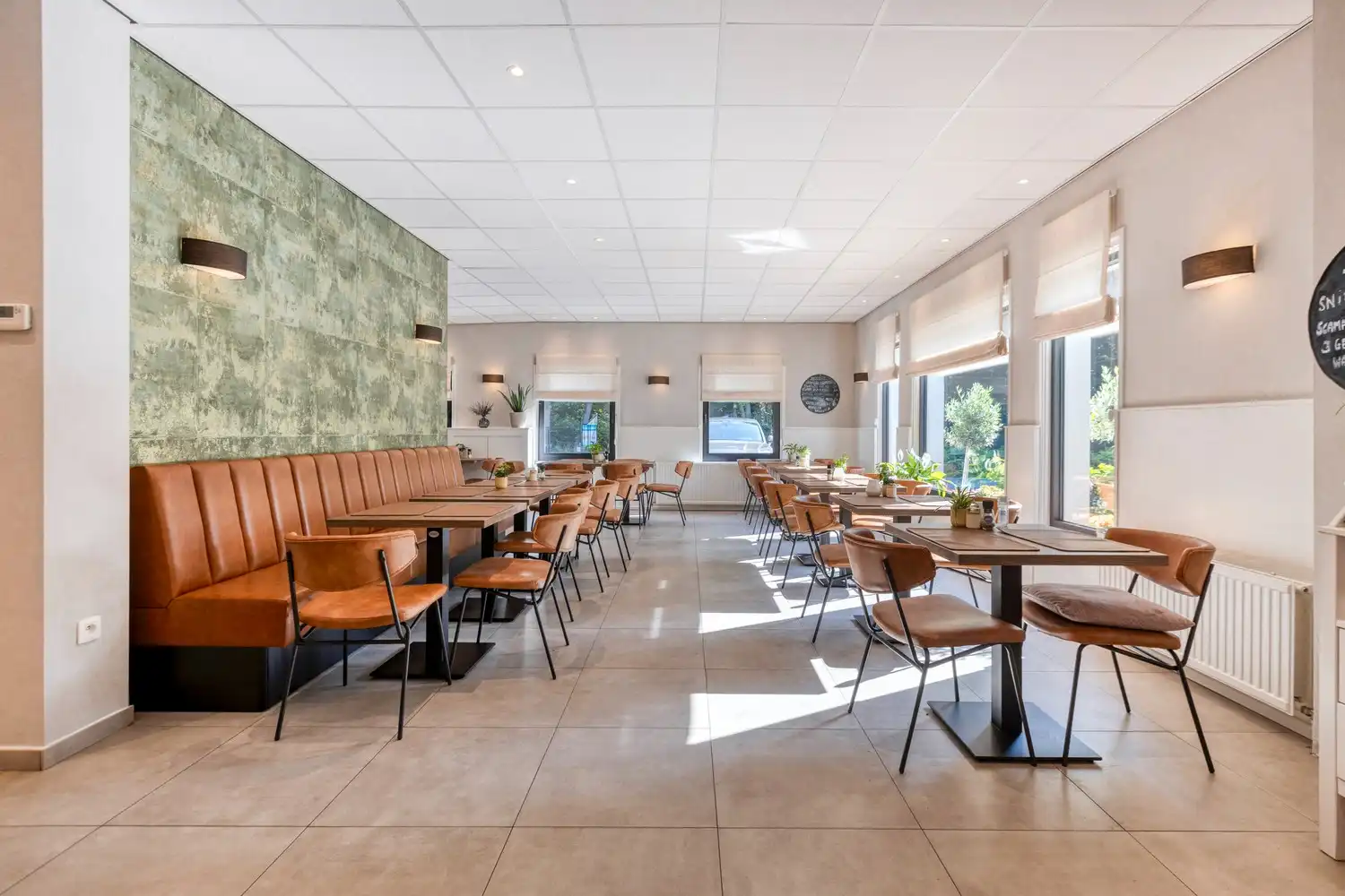 Unieke overnamekans: volledig uitgeruste binnenspeeltuin met brasserie op toplocatie in Rekem/Lanaken foto 13