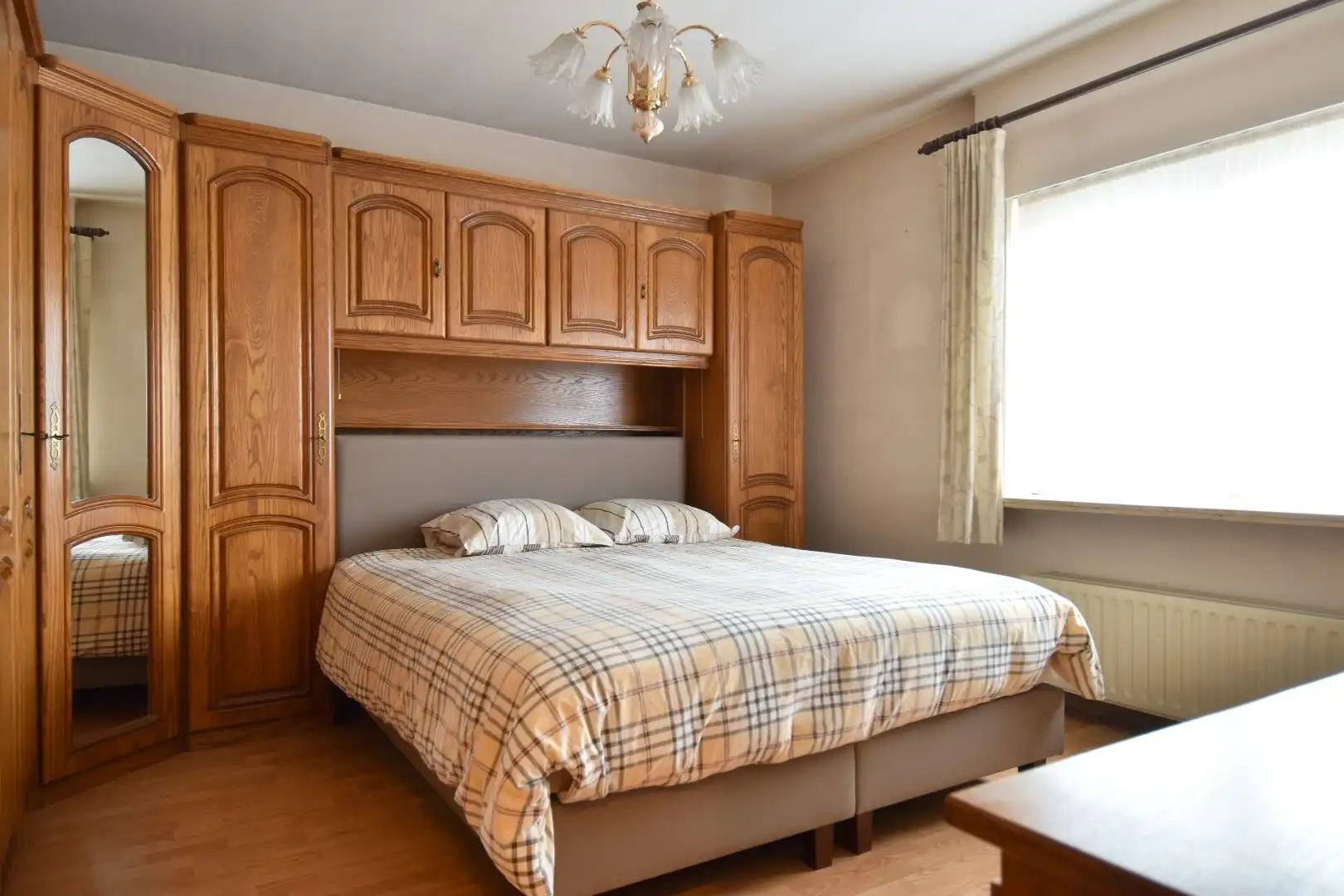 Verzorgd appartement met 2 slaapkamers én garage te Heule foto 6