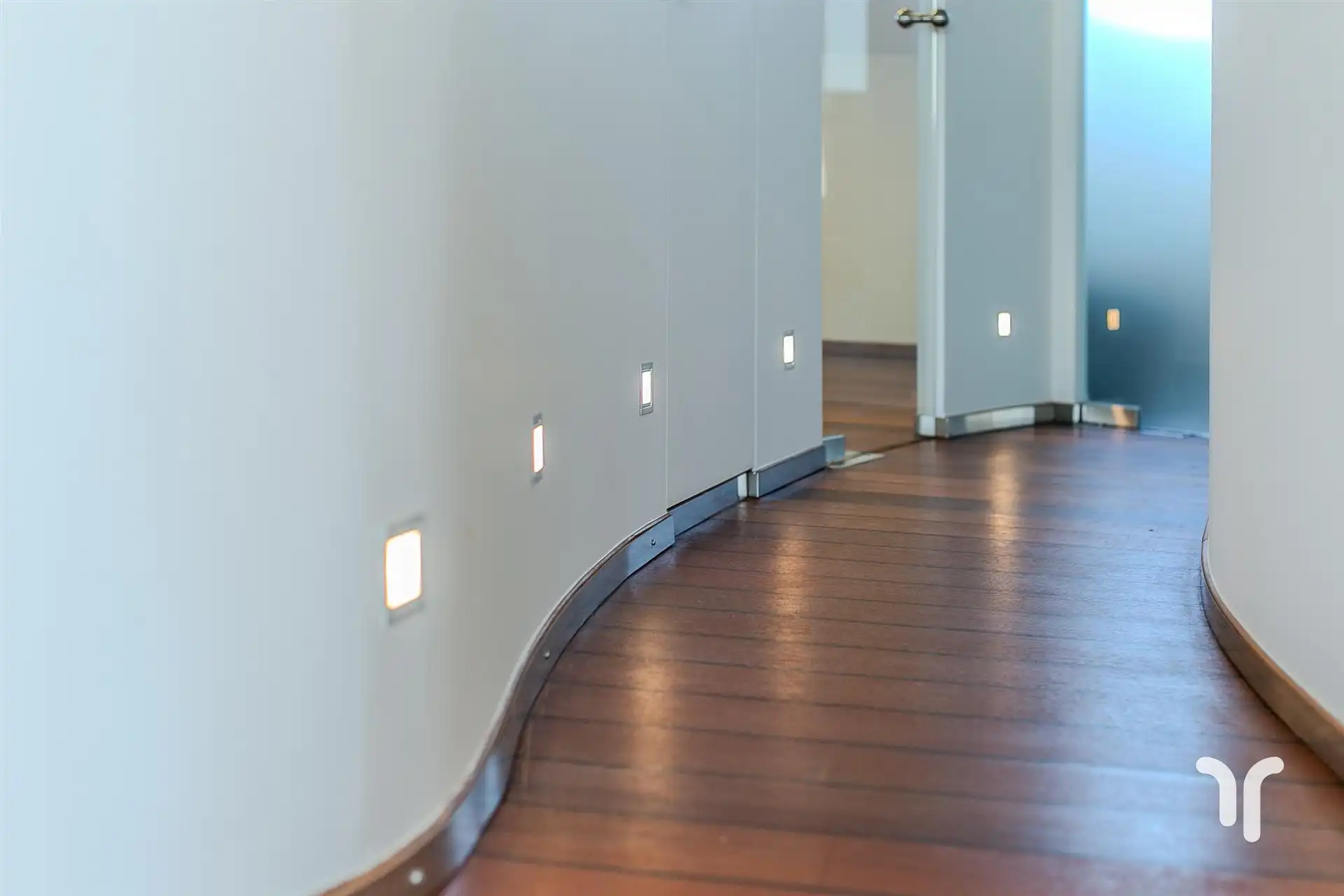 Luxueus afgewerkt penthouse – duplexappartement foto 10