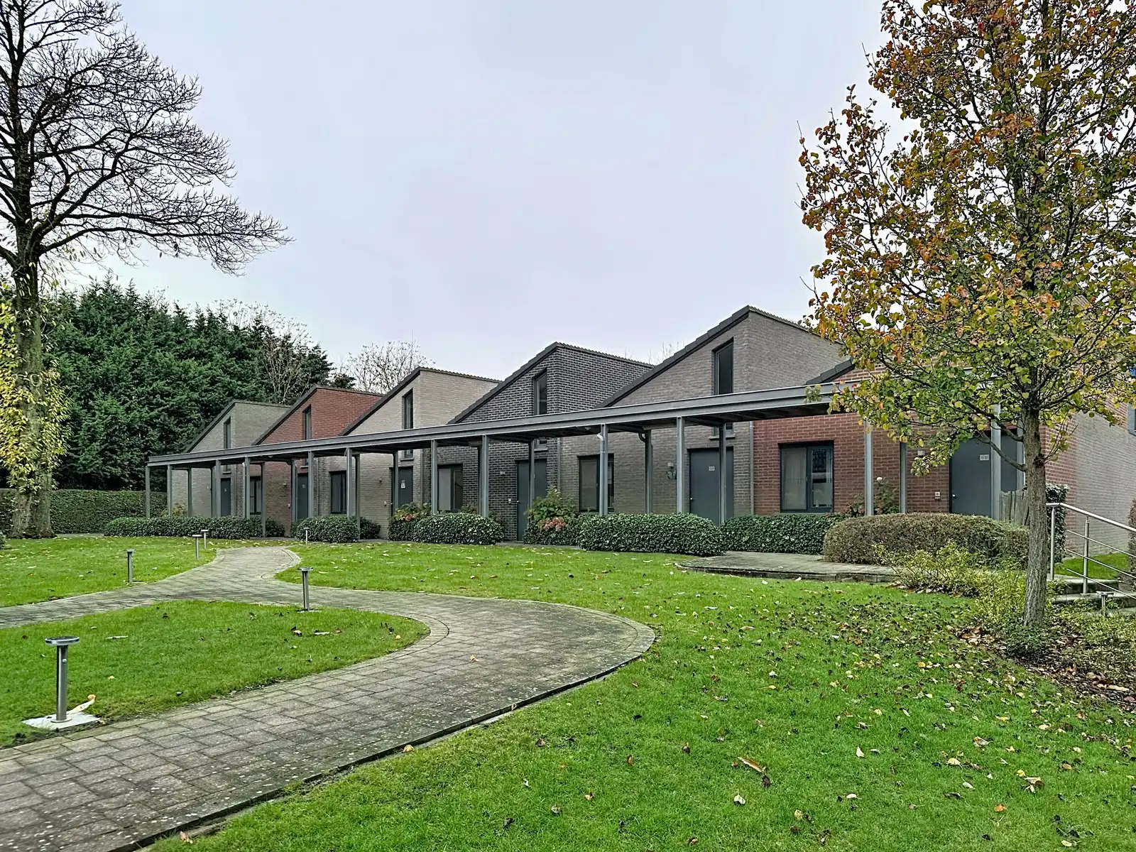 Assistentiewoning in modern complex (verhuurd !) foto 3