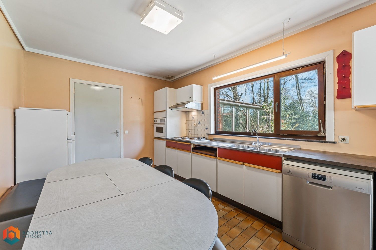 Woning met 4 slpkrs en garage in St-Katelijne-Waver foto 9