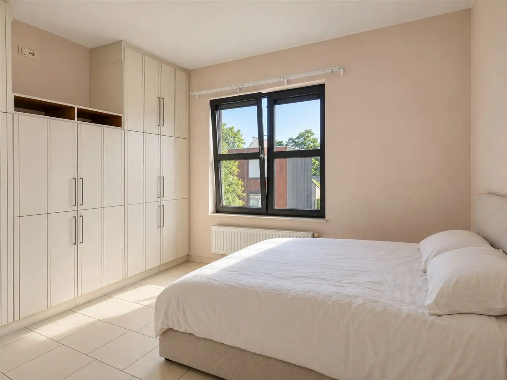 Appartement met twee slaapkamers en riant terras  foto 7