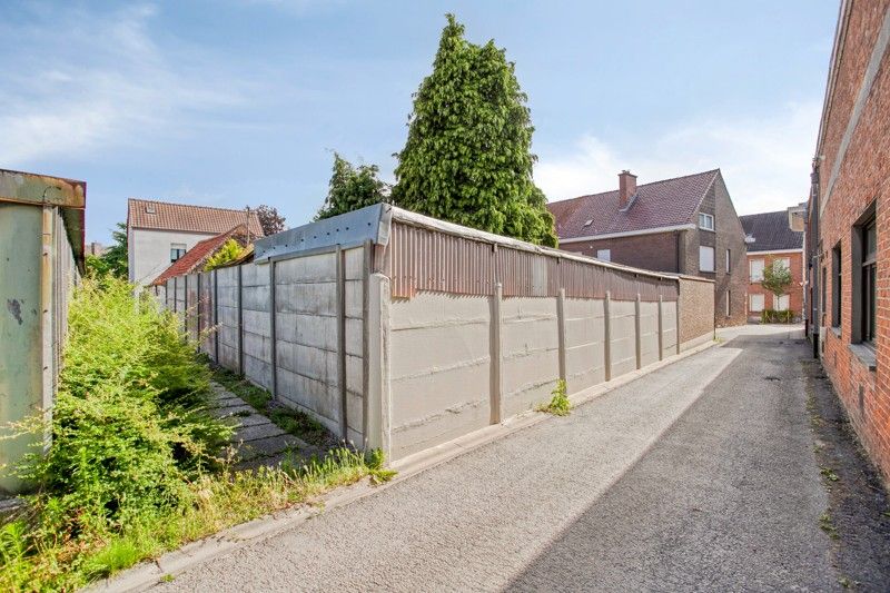 Gezellige woning met binnenkoer TE KOOP in het hart van Sint-Eloois-Vijve! foto 19