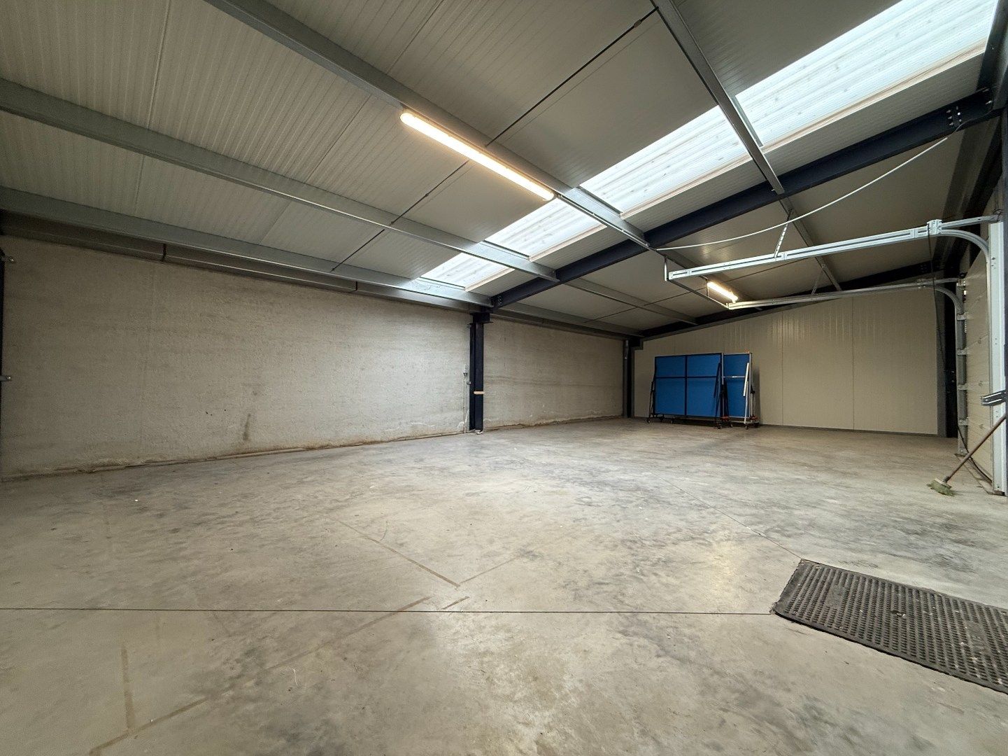 Opslagruimte - loods foto 3