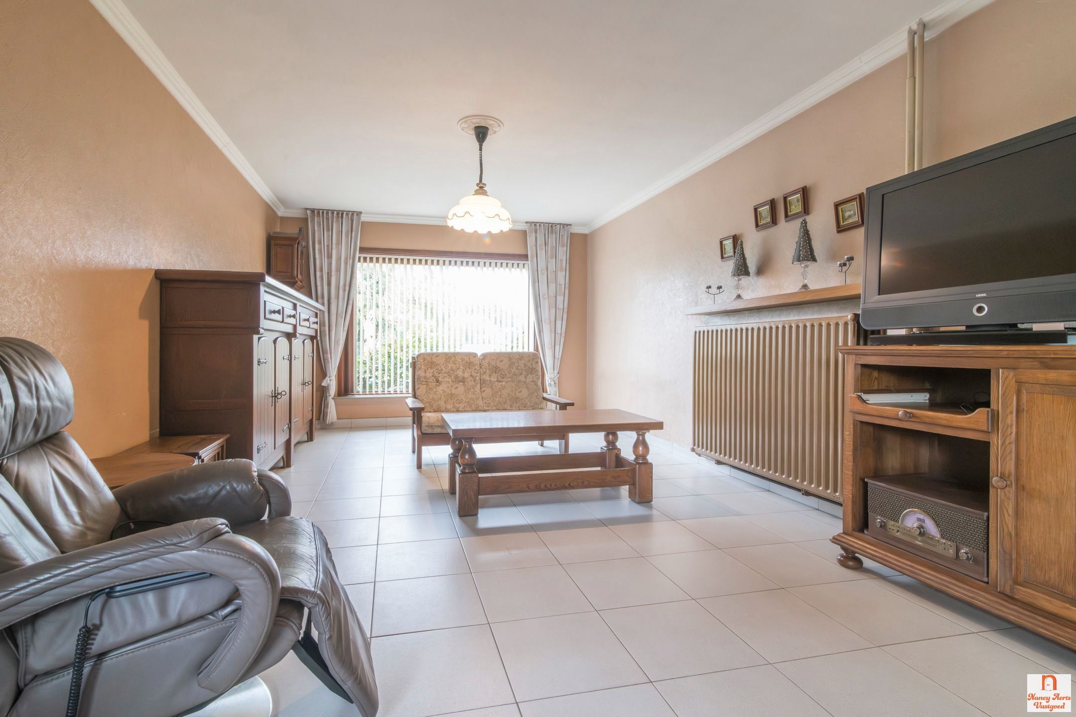 Ruime woning met 4 slaapkamers en uitbreidingsmogelijkheden foto 4