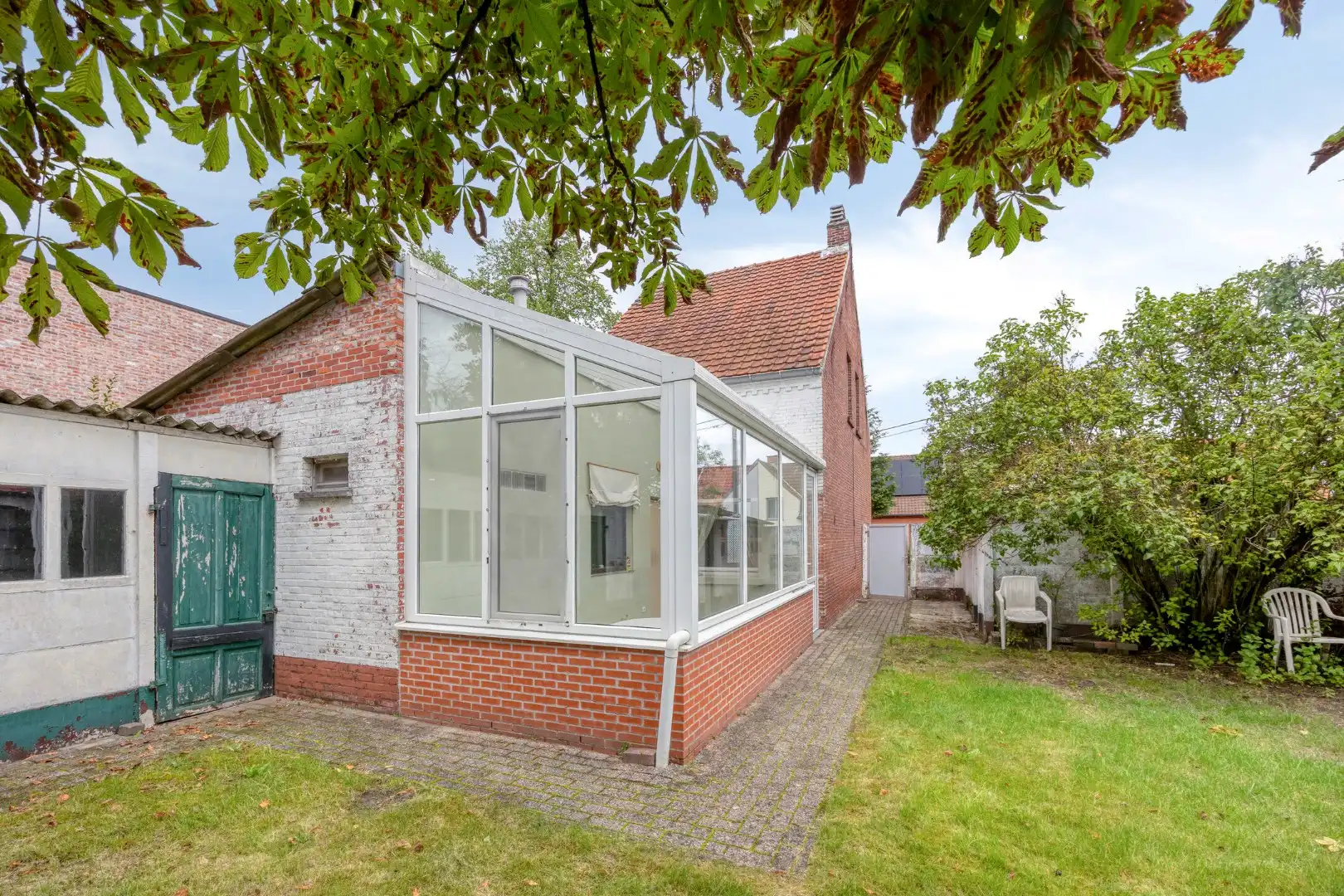 Te renoveren woning met 2 slpks op een perceel van 827 m² !  foto 24