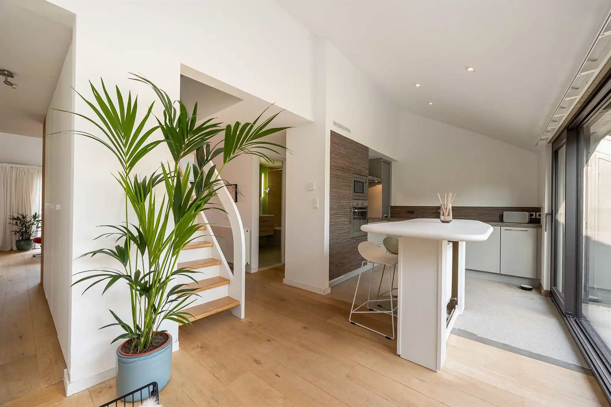 Sfeervol duplexappartement met 1 à 2 slpks. en 2 terrassen  foto 6