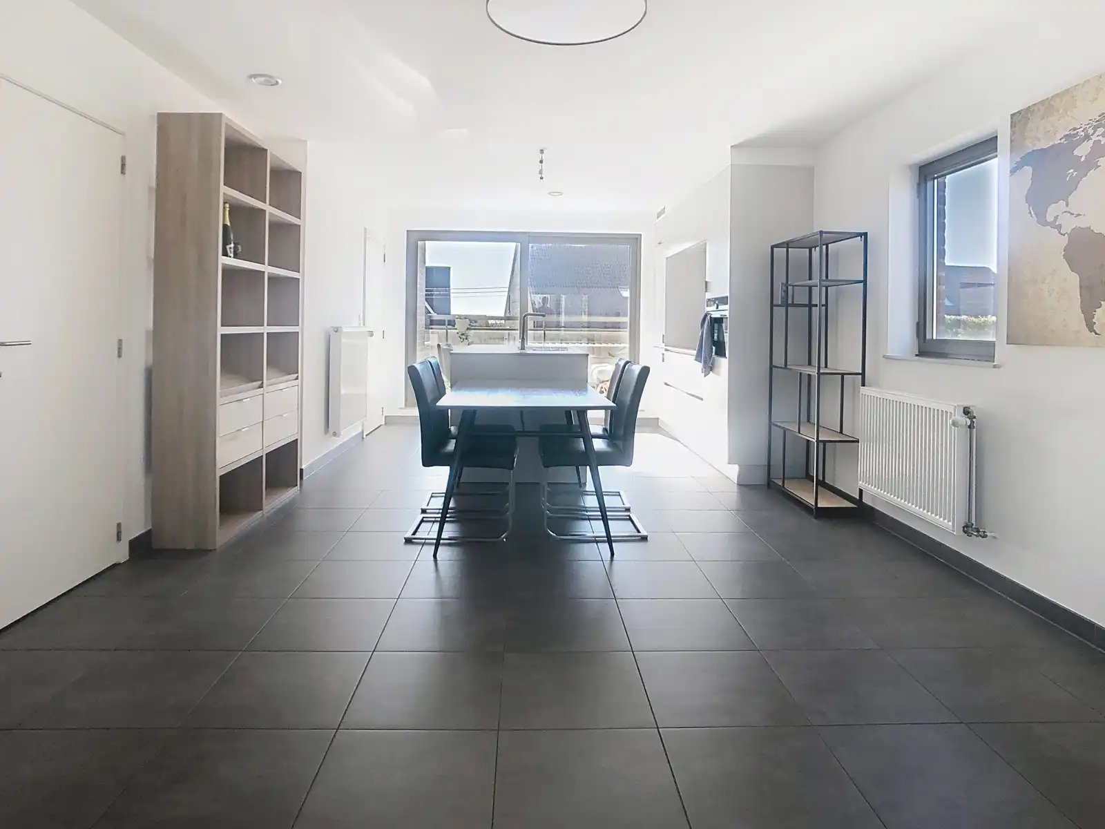 Duplex met 2 ruime slaapkamers, terras en garage foto 7