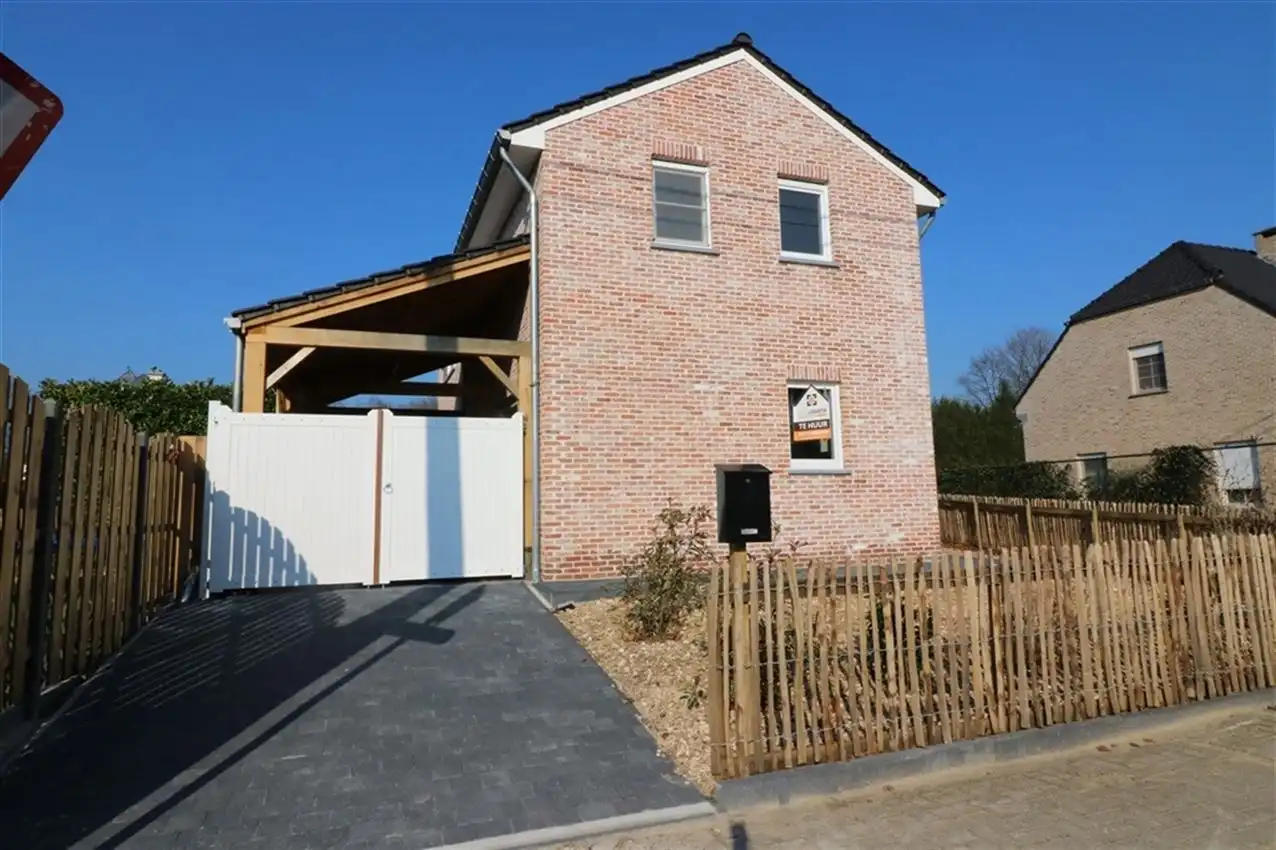 Bosrijk gelegen, vrijstaande woning met 2 slaapkamers foto 20