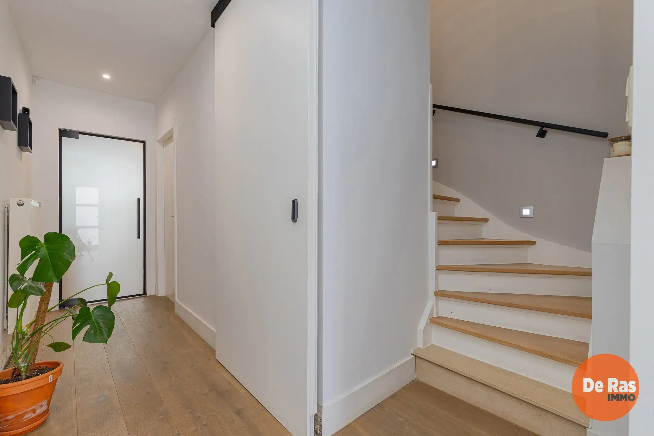 BERLARE - Stijlvolle woning met zuid gerichte tuin foto 10