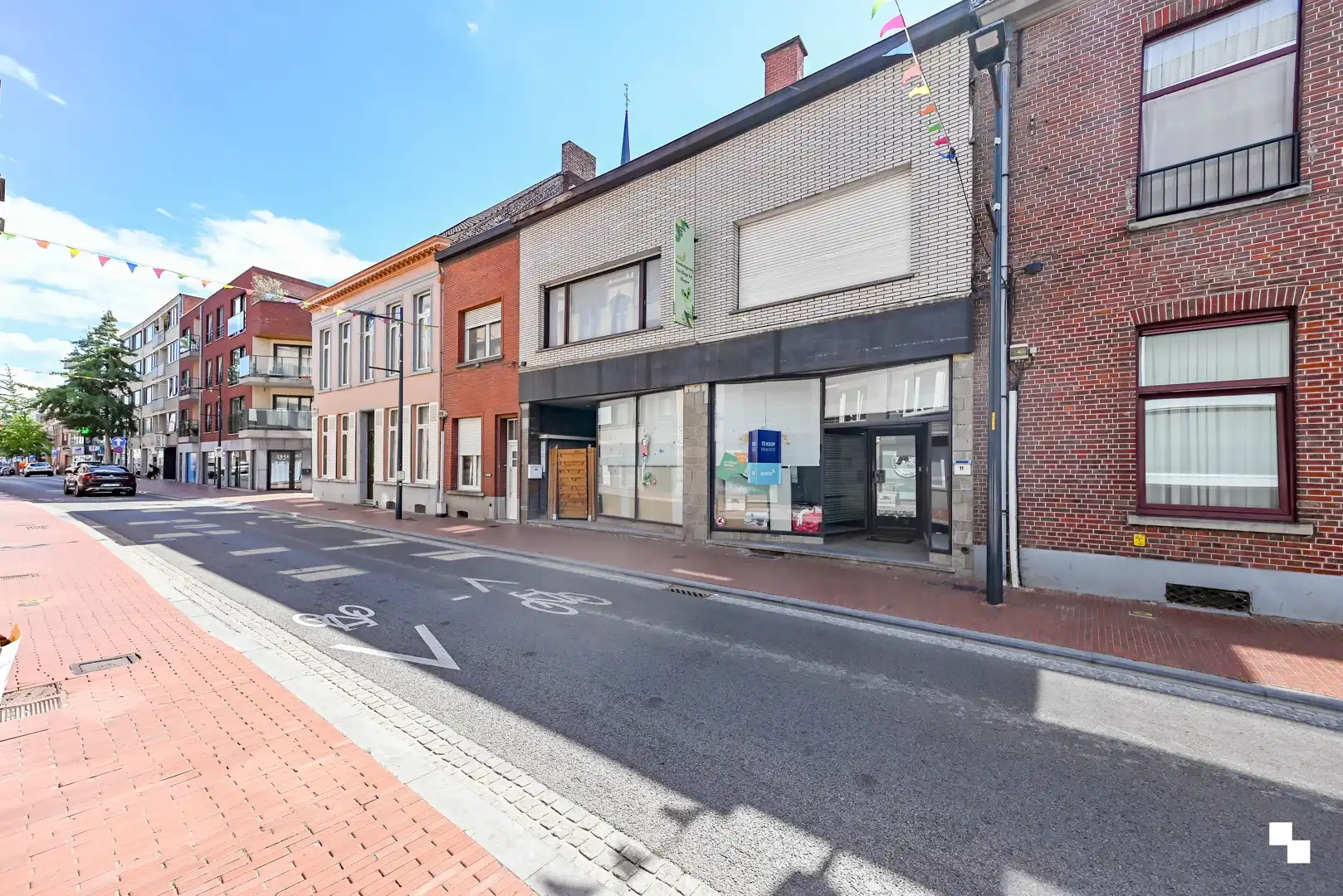 Commercieel te koop Roeselaarsestraat 11 - 8870 Izegem