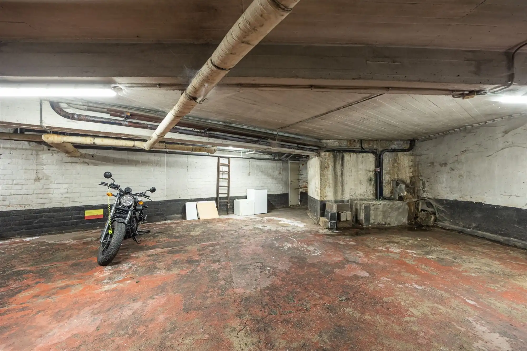 Instapklaar appartement met staanplaats foto 16